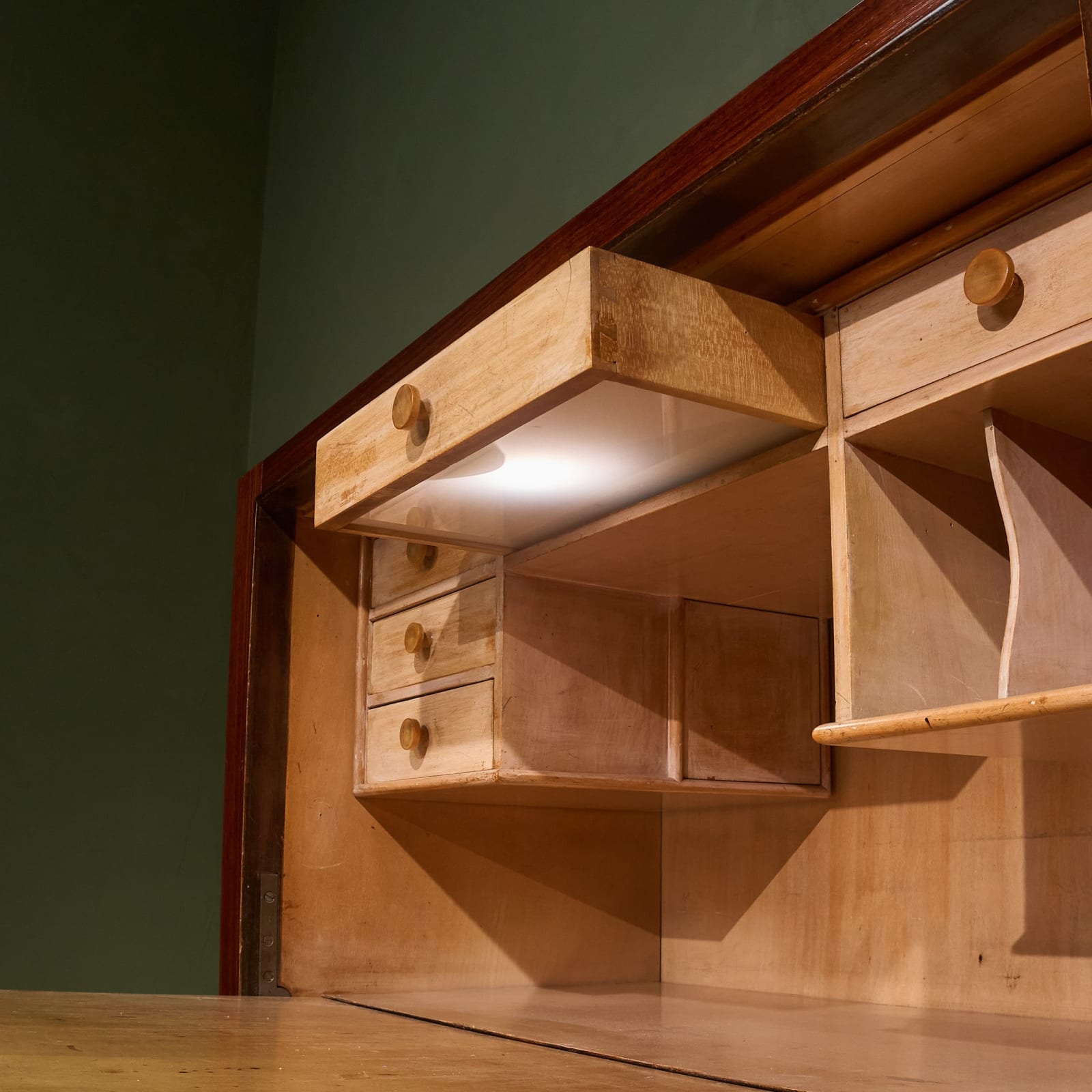 Aldo Tura, Early and Rare Eggshell Cabinet with Illuminated Sectretaire, Italy, 1930s