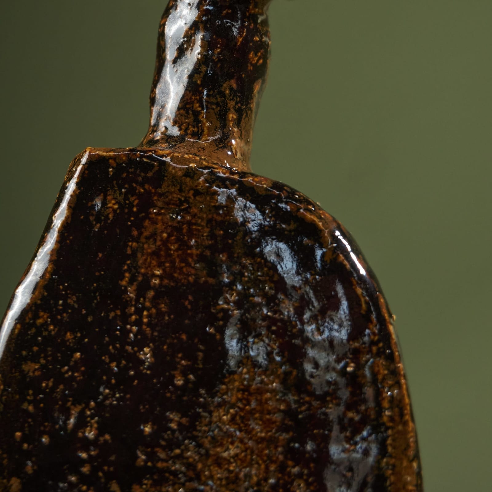 Willem van Hooff, Tiny Core Vessel, Glazed Earthenware, The Netherlands, 2020s