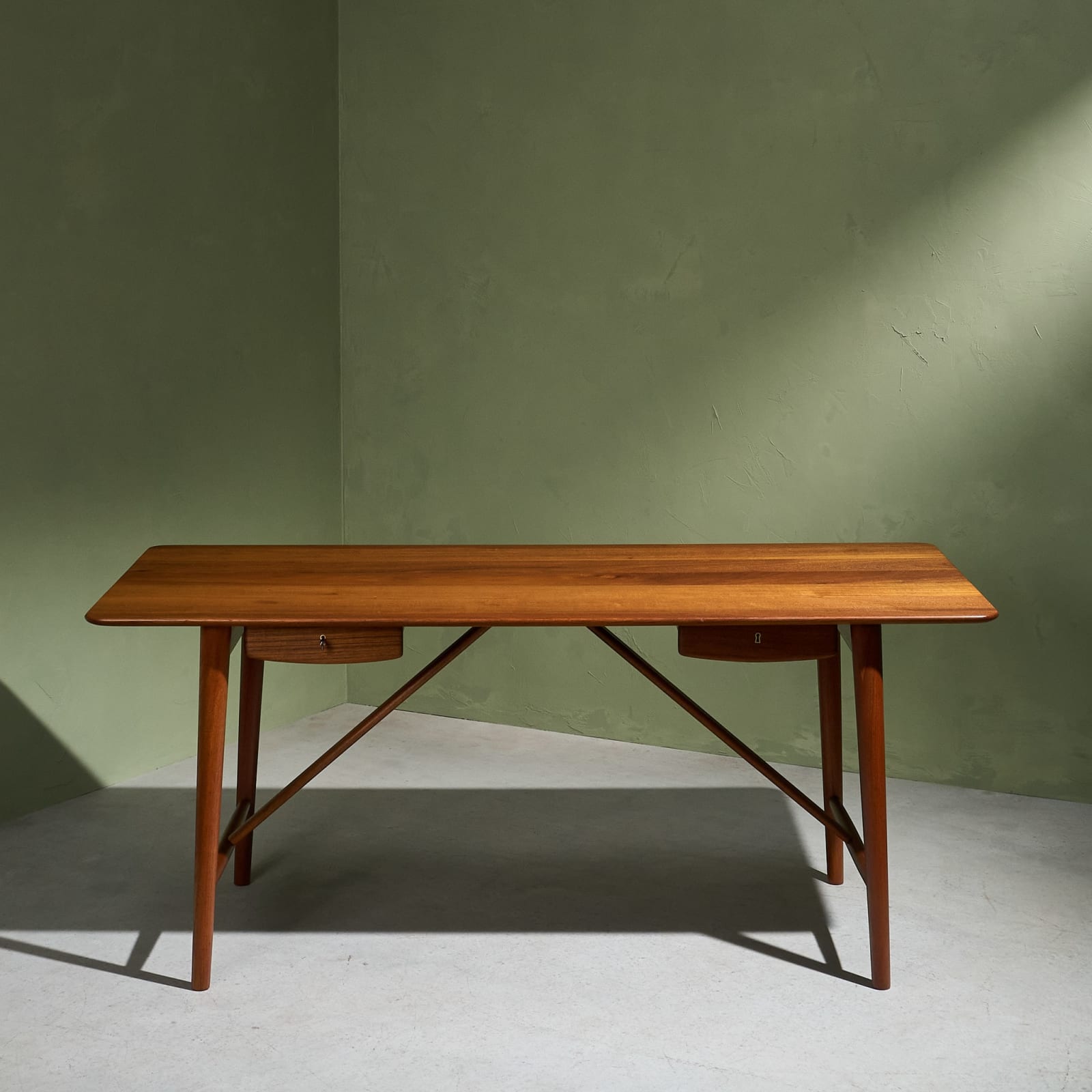 Peter Hvidt & Orla Mølgaard-Nielsen, Pair of Desks 'Model 310' in Solid Teak for Søborg Møbelfabrik, Denmark , 1950s
