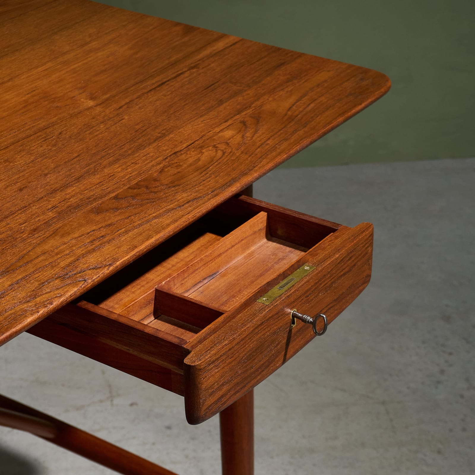 Peter Hvidt & Orla Mølgaard-Nielsen, Desk 'Model 310' in Solid Teak for Søborg Møbelfabrik, Denmark , 1950s