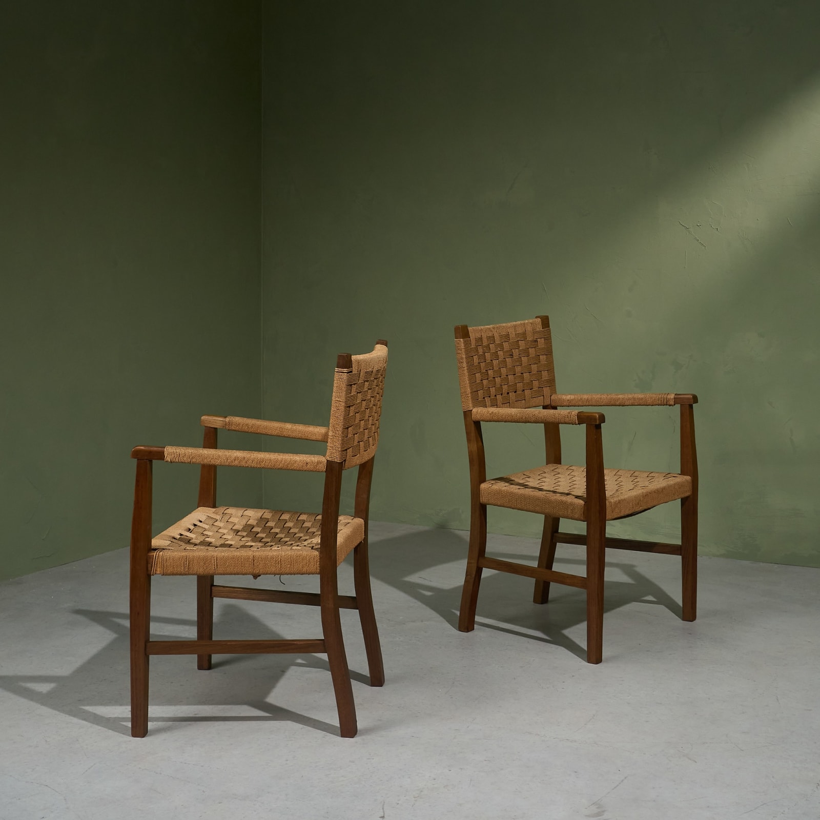 Pair of Arm Chairs with Oak Frame and Seagrass Webbing, Italy, 1940s