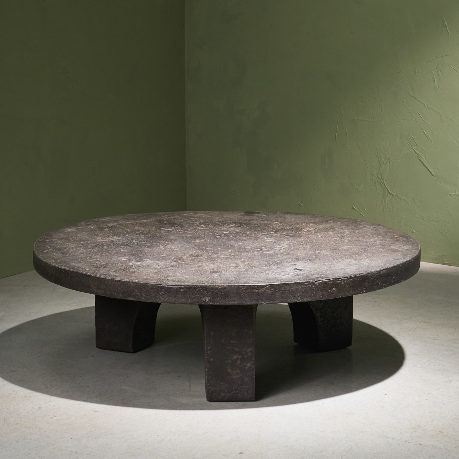 Circular Brutalist Coffee Table in Stone Composite Resin, Europe, 1970s