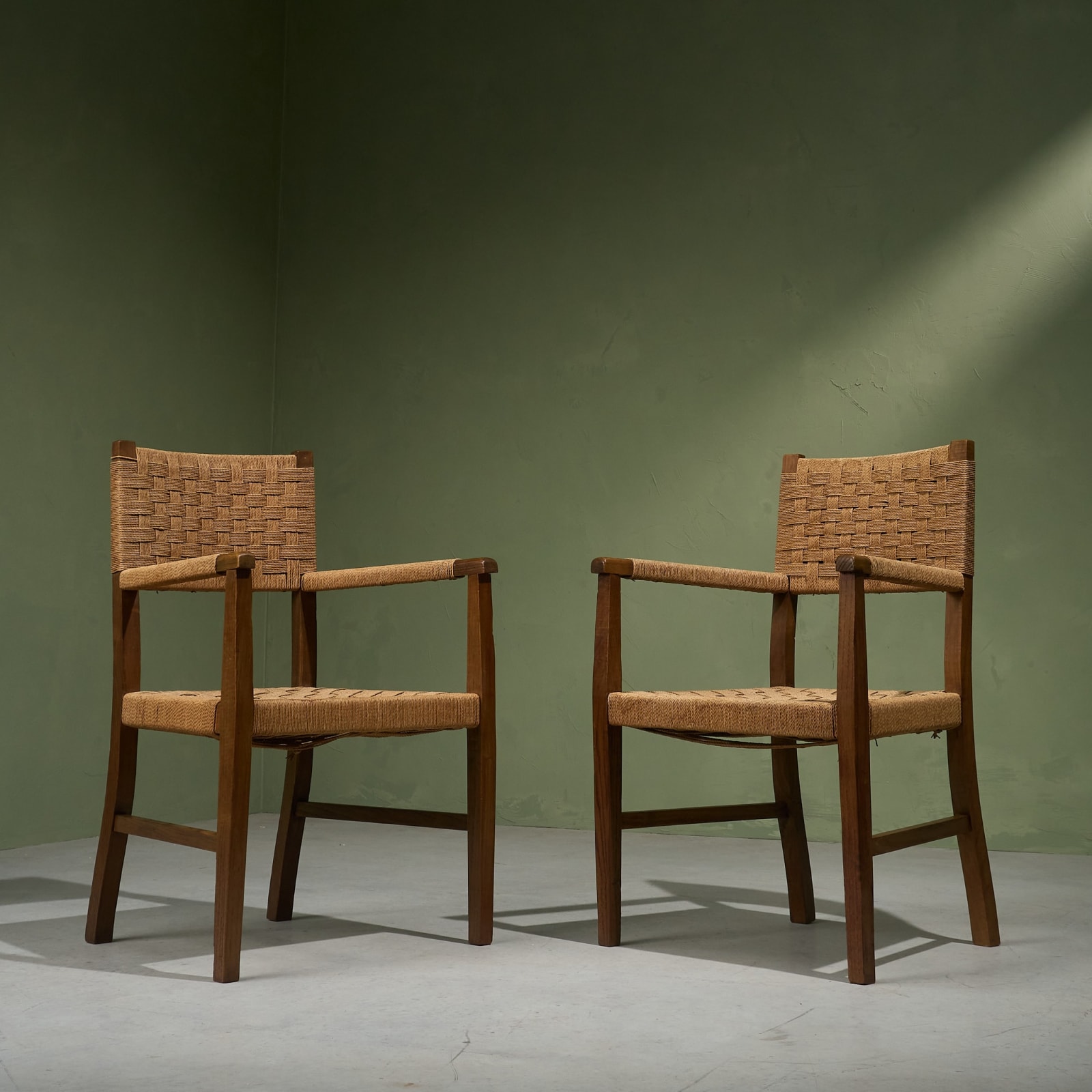 Pair of Arm Chairs with Oak Frame and Seagrass Webbing, Italy, 1940s
