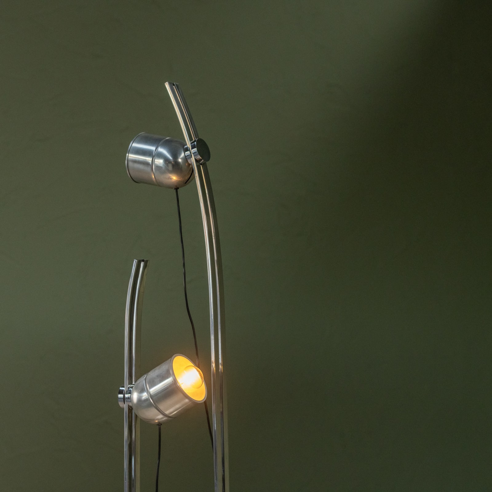 Lamperti, Large Floor Lamp with Chrome and Marble Base and Three Adjustable Light Fixtures, Italy, 1970s