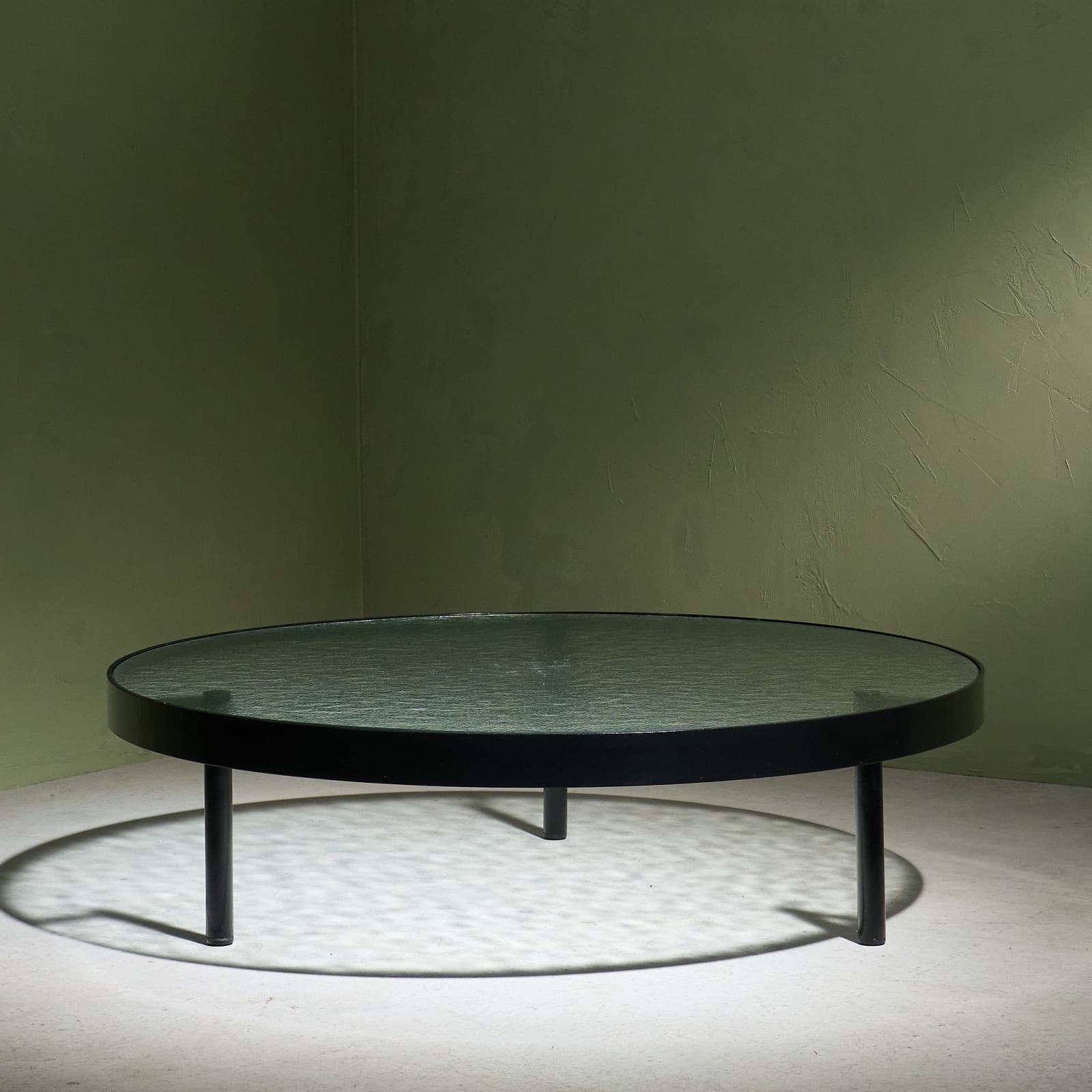 Janni van Pelt, Black Round Coffee Table with Structured Glass top, The Netherlands, 1960s