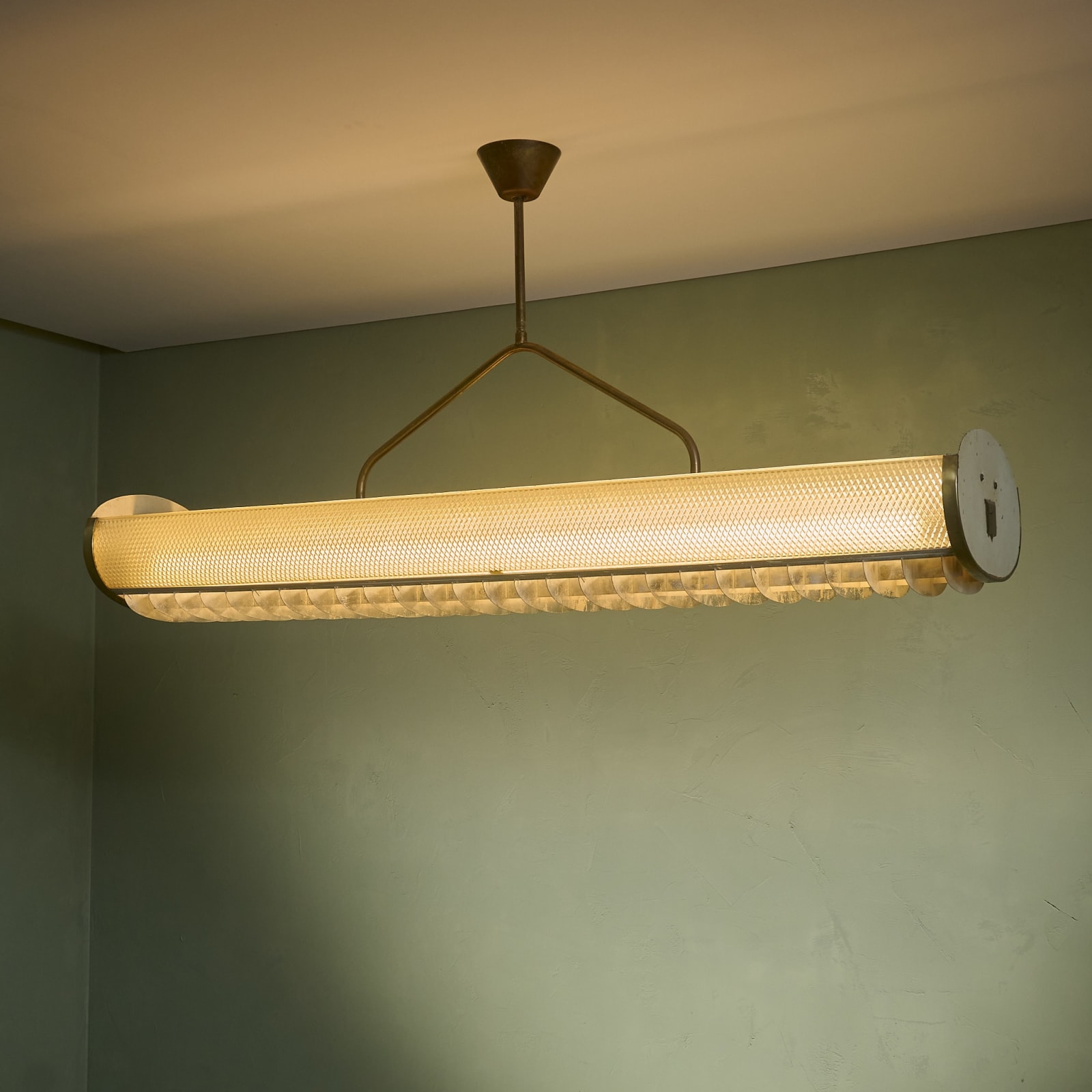 Large 120cm/4ft Fluorescent Pendant in Brass and Acrylic, Italy, 1960s