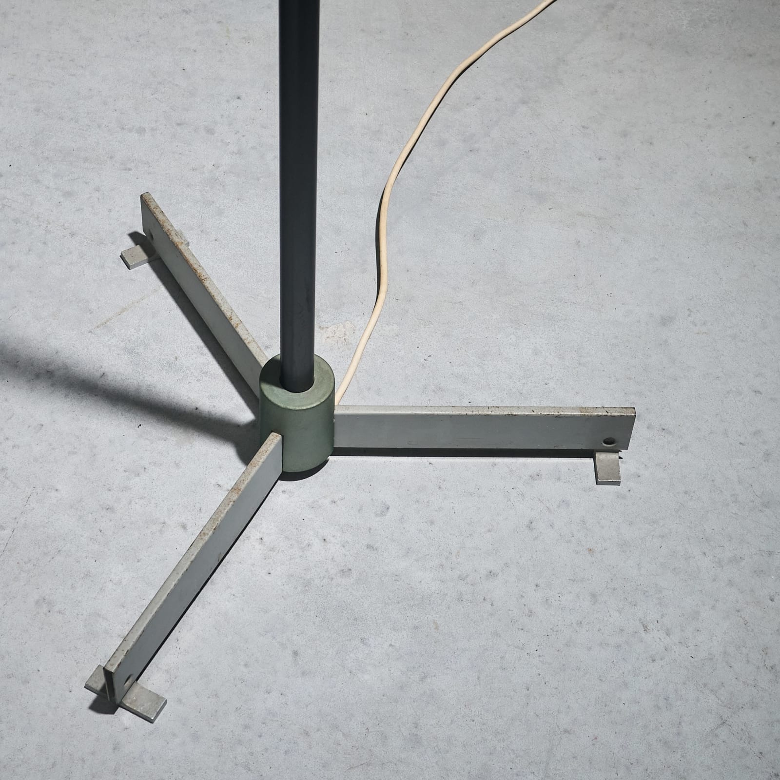 Niek Hiemstra, Floor Lamp with Reversible Shade for Hiemstra Evolux, The Netherlands, 1960s