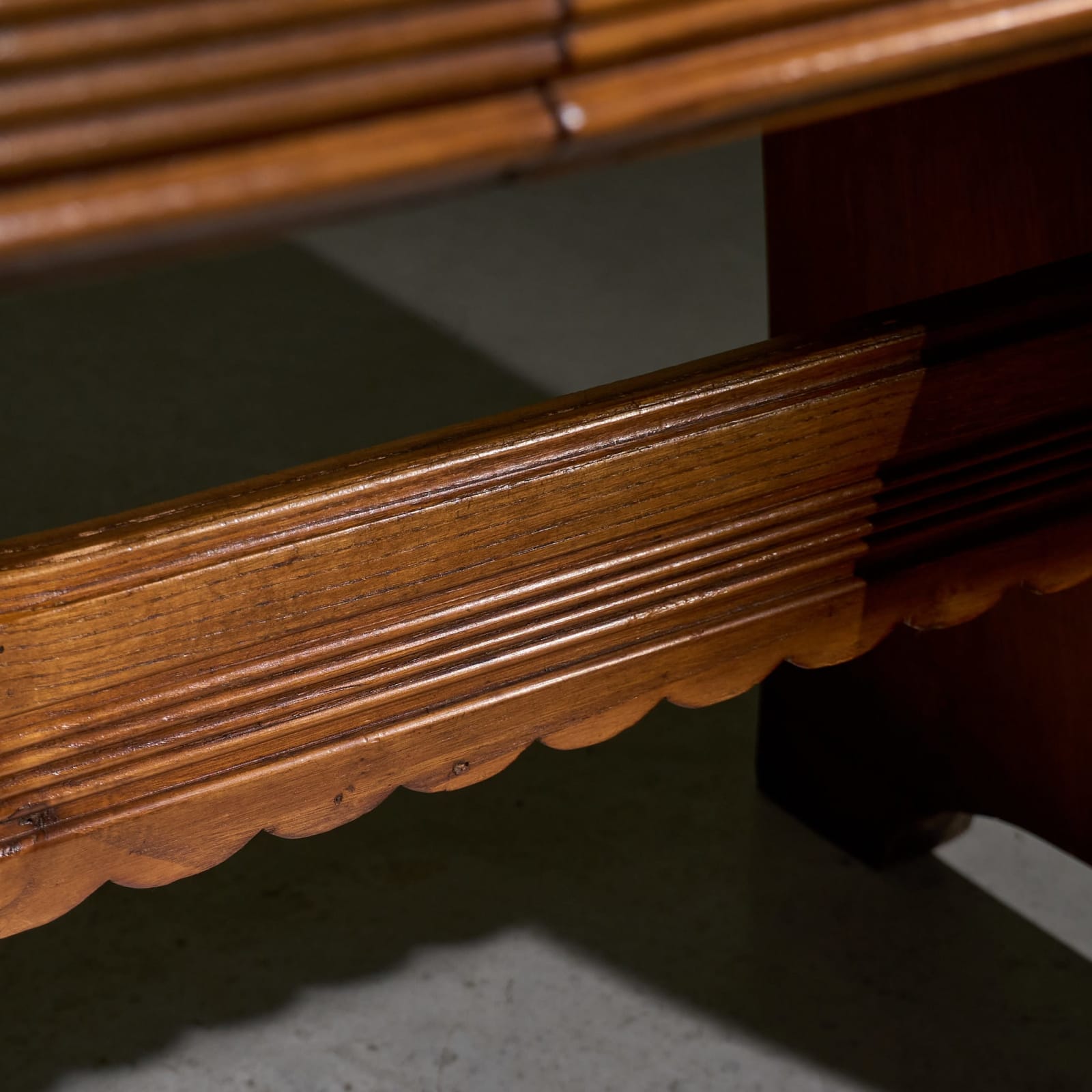 Unique Desk in Solid Chestnut with Grissinato Carvings, Italy, 1940s