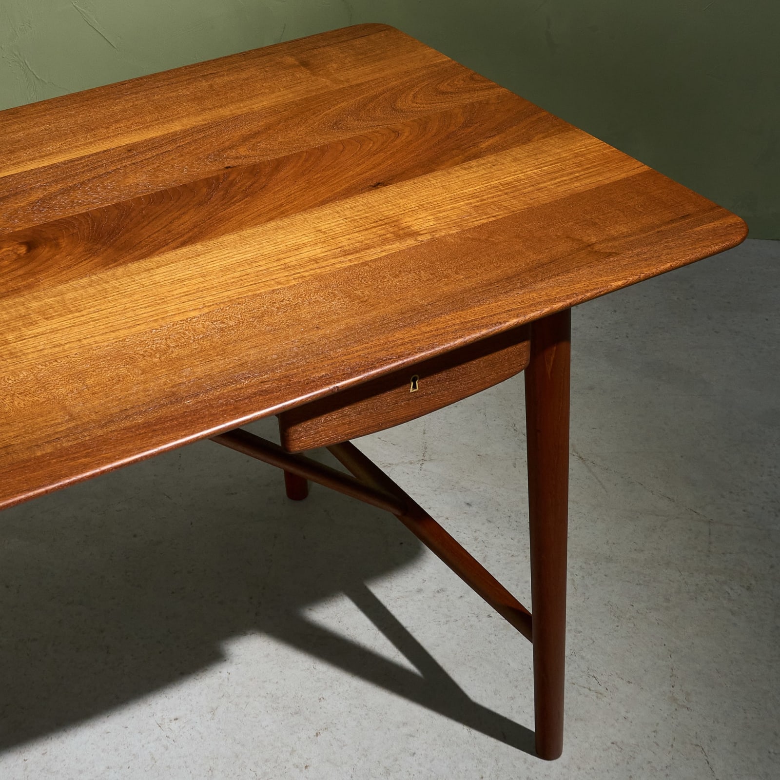 Peter Hvidt & Orla Mølgaard-Nielsen, Pair of Desks 'Model 310' in Solid Teak for Søborg Møbelfabrik, Denmark , 1950s