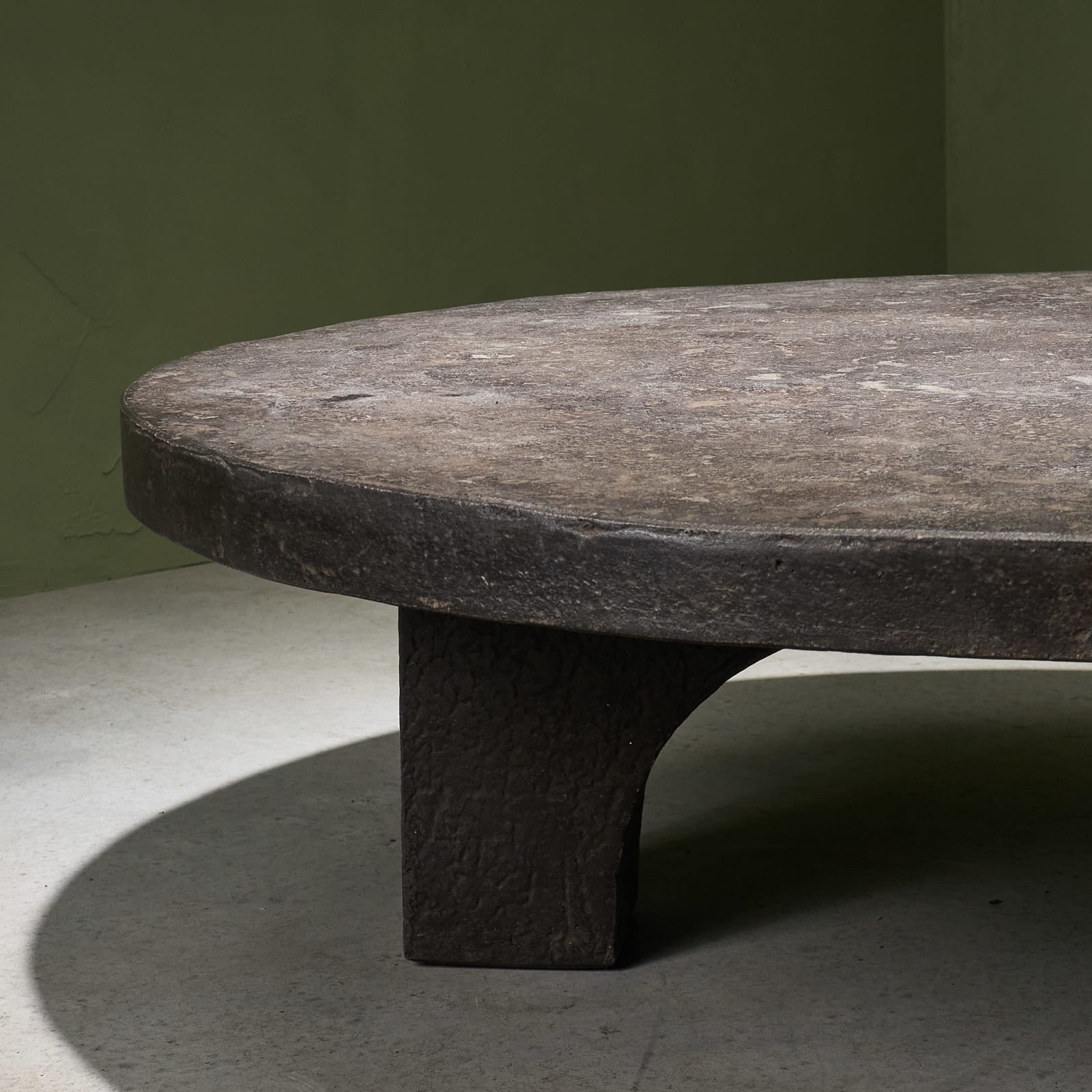 Circular Brutalist Coffee Table in Stone Composite Resin, Europe, 1970s
