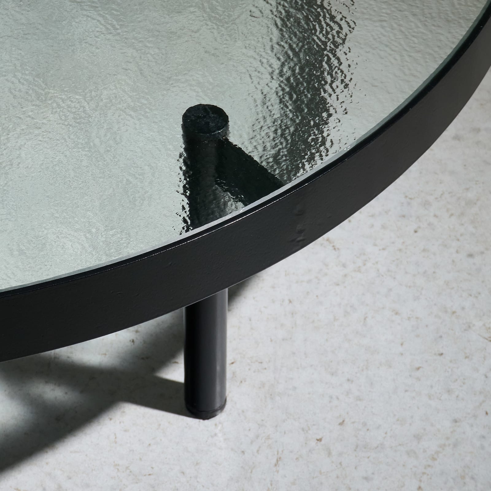 Janni van Pelt, Black Round Coffee Table with Structured Glass top, The Netherlands, 1960s