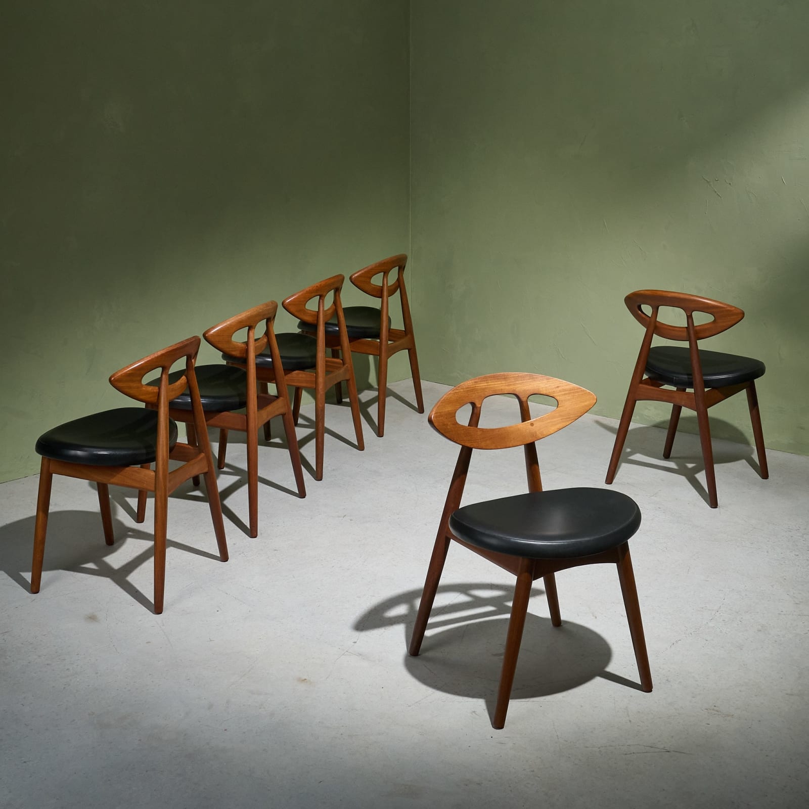 Ejvind Johansson, Set of 6 'Eye' Chairs for Gern Møbelfabrik, Model 84, Denmark, 1960