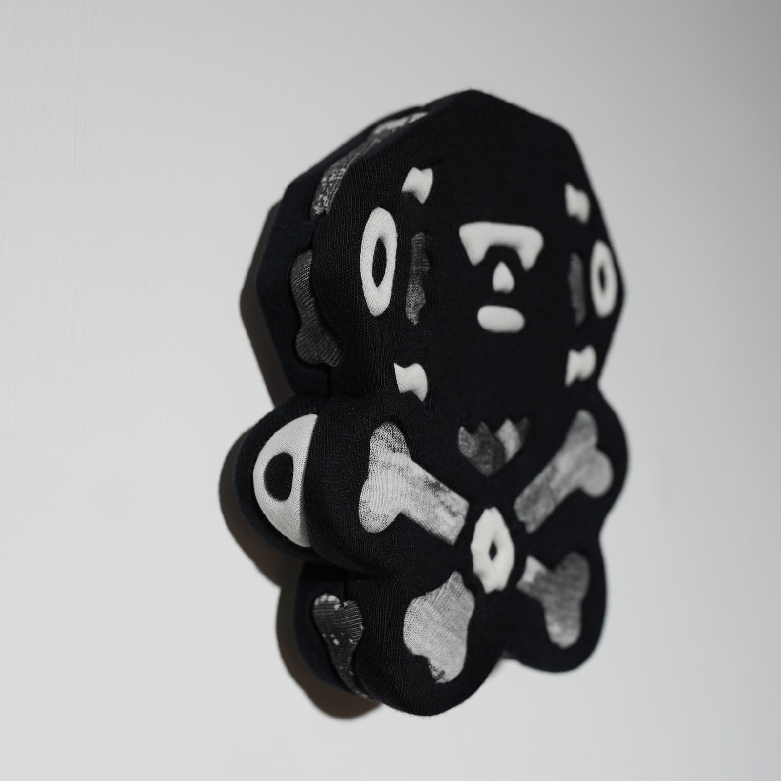 劉正堃 Abei LIU, Unseen and Undiscovered - Bon Bon, 2024