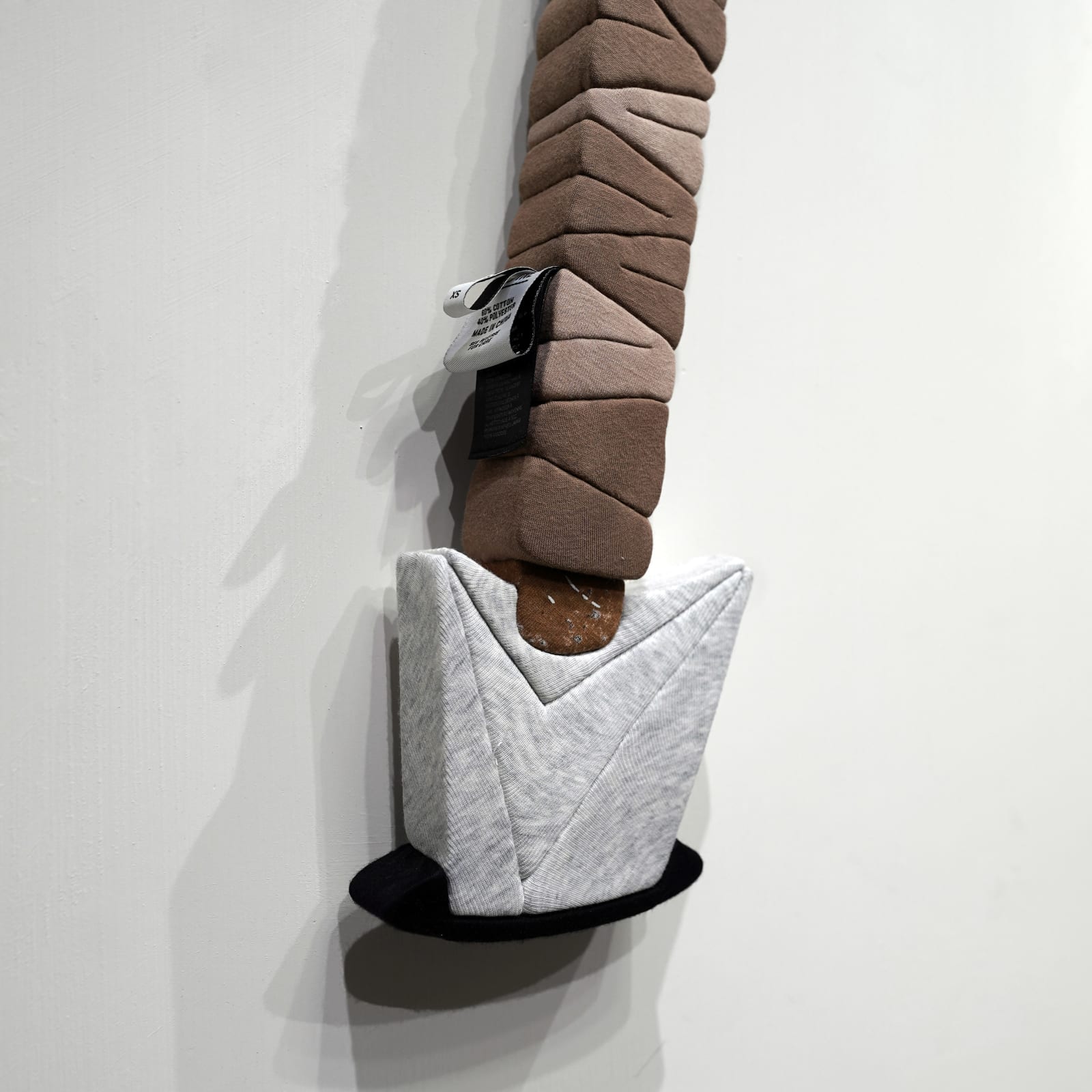 劉正堃 Abei LIU, 飄揚於此 Fluttering Here, 2025