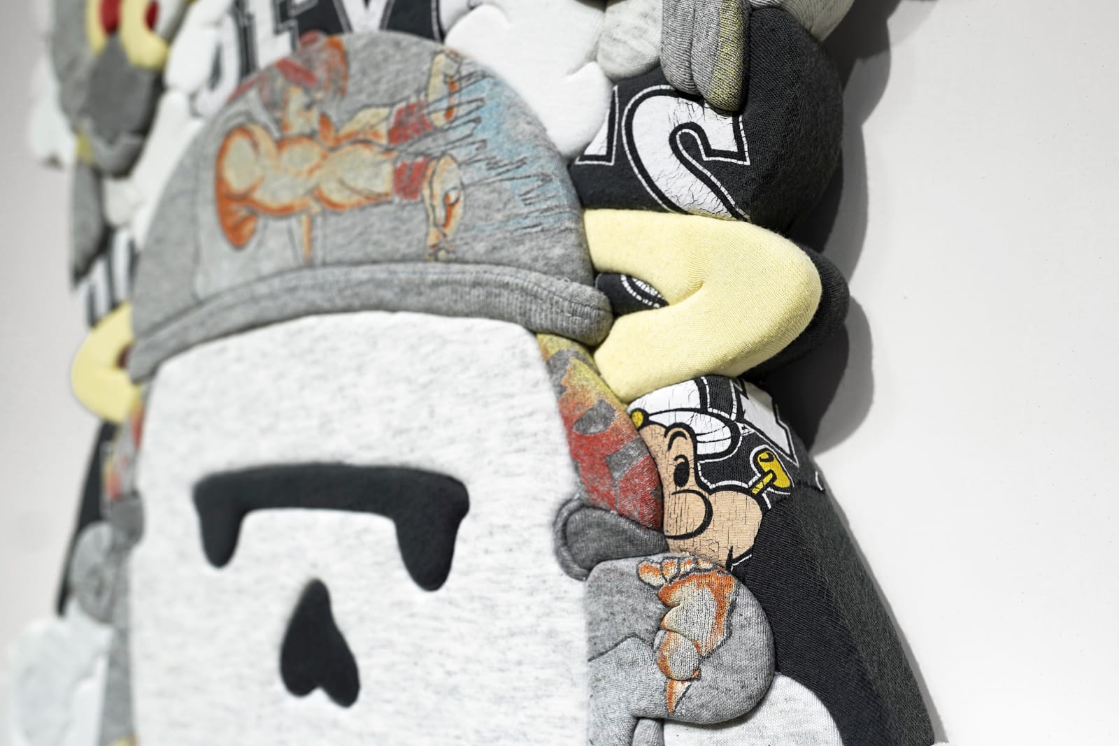 劉正堃 Abei LIU, Maskboy and Two Birds, 2025