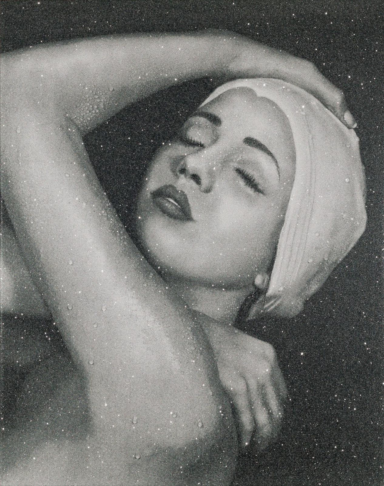 Carole Feuerman, Shower (Full Face) - White Background, 2013