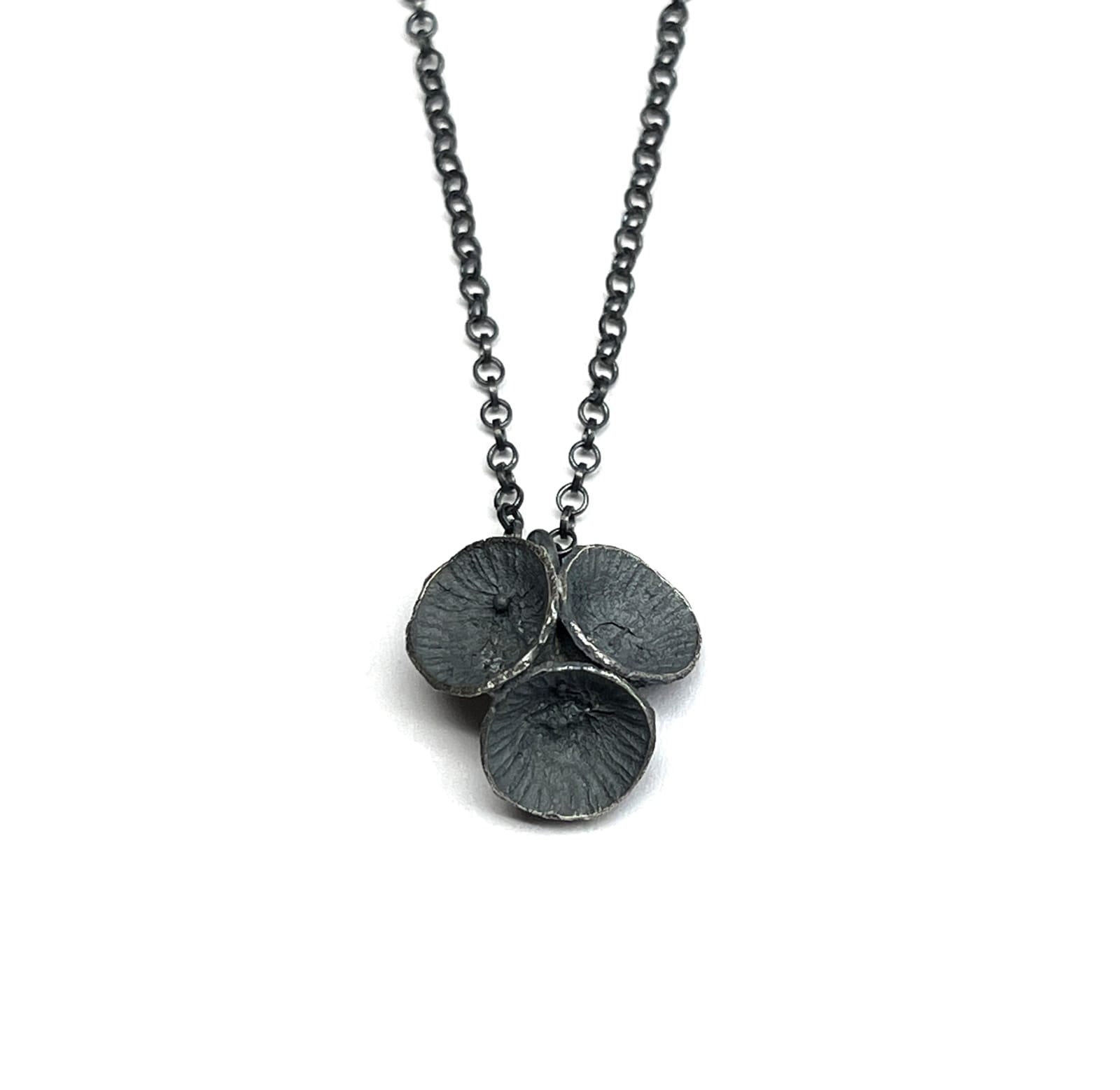 Melinda Young, Ranges Series – Blossom Cup Cluster Pendant (Pukatja, APY Lands), 2015/2024