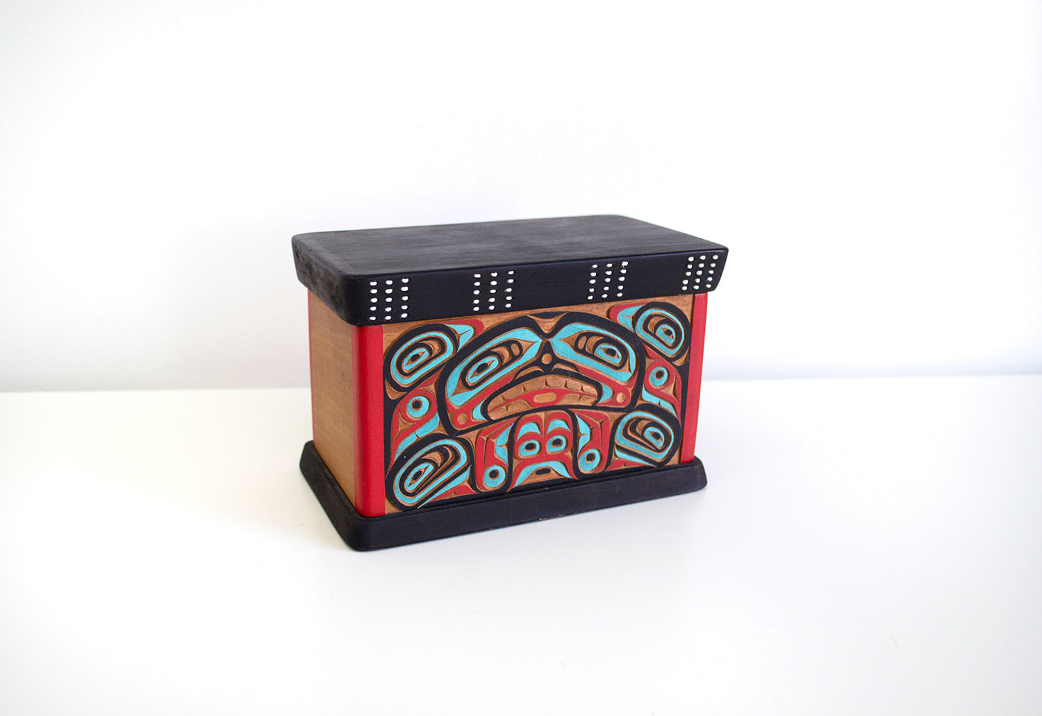 Beau Dick, Box, 1979