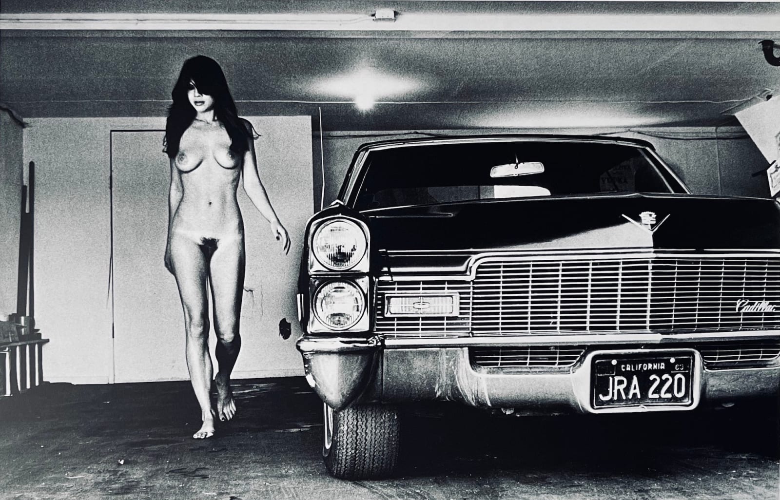 Helmut Newton, Cadillac Hollywood , 1978