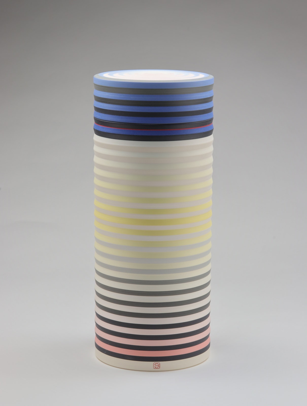 Jin Eui Kim, OPject - Lidded Box III