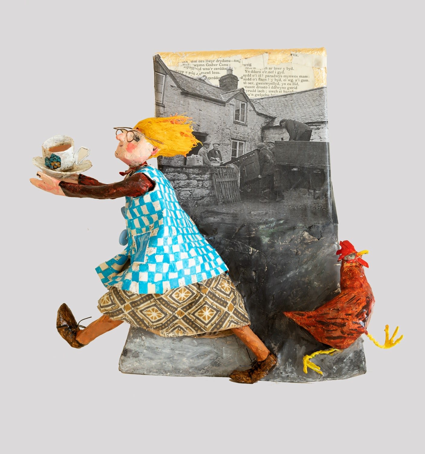 Luned Rhys Parri, Cwpanaid o de a Symud Dodrefn / Cup of Tea & Moving Furniture