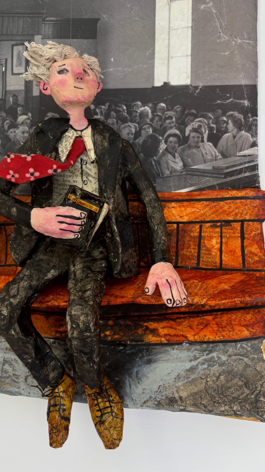 Luned Rhys Parri, Golygfa yn y Capel | Chapel Scene, 2025