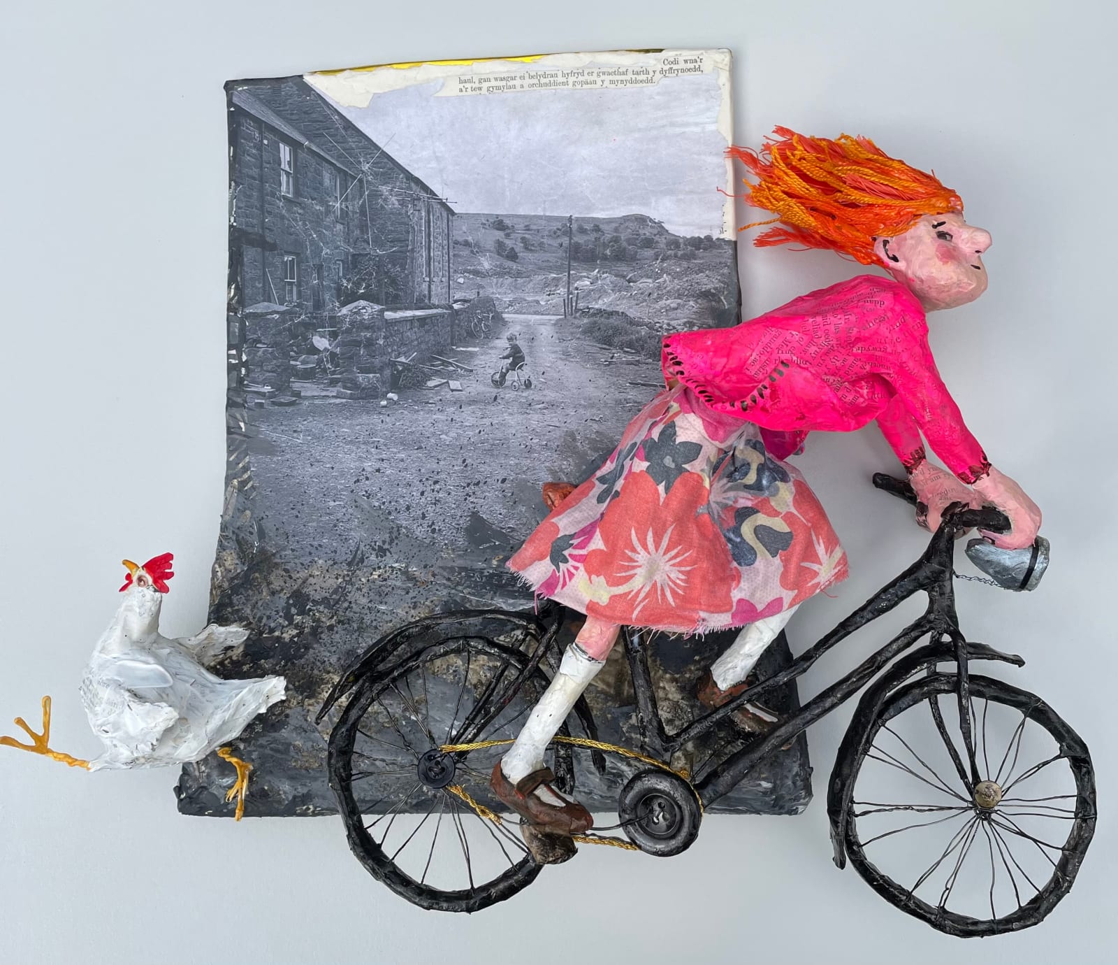 Luned Rhys Parri, Girl on her bike with White Hen | Merch ar ei beic gyda iâr wen, 2024