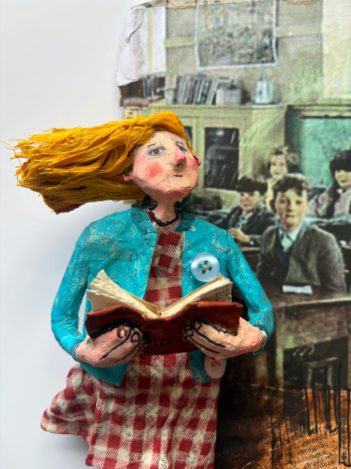 Luned Rhys Parri, Dyddiau Ysgol | School Days, 2025