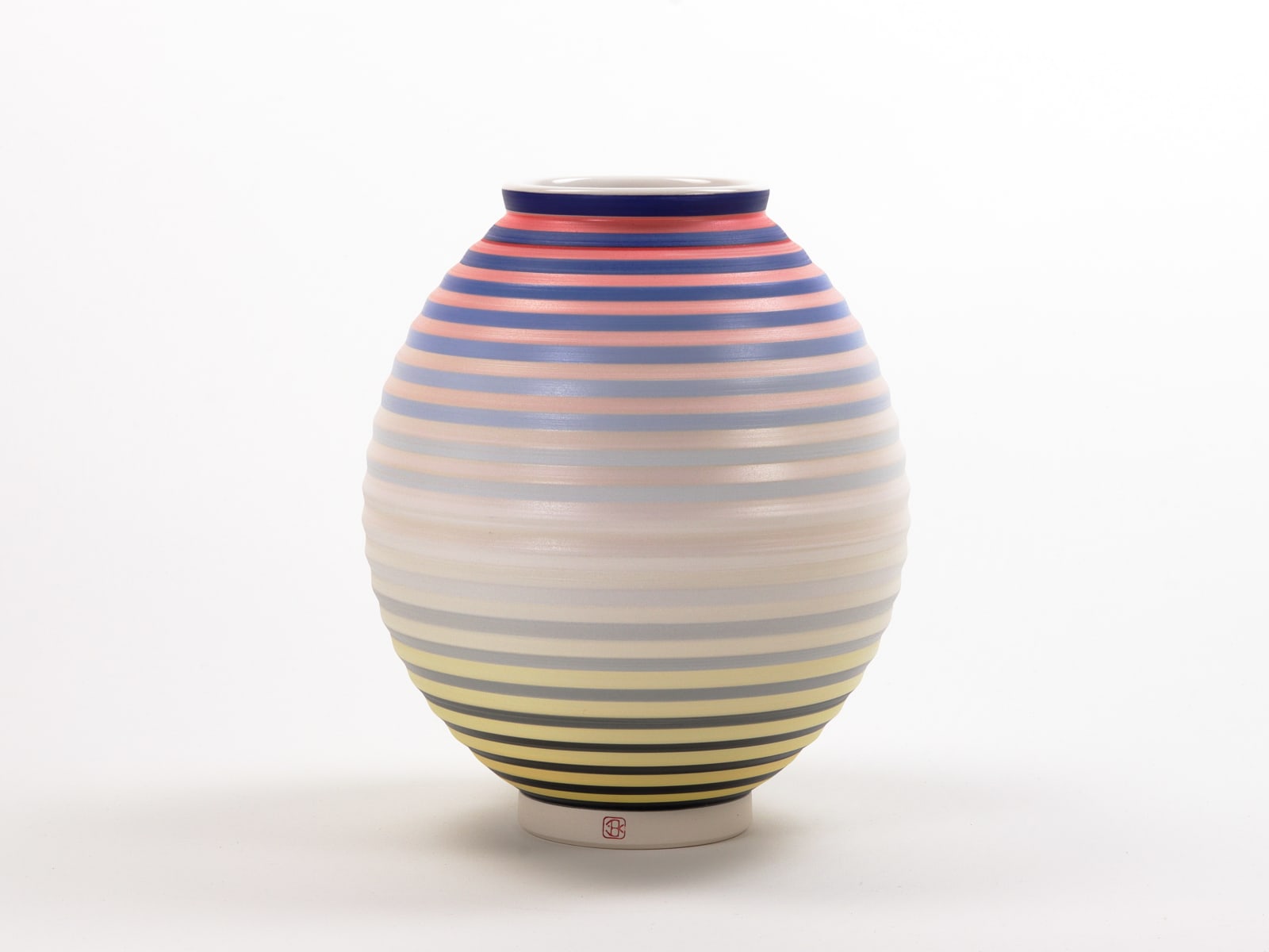 Jin Eui Kim, OPot - Moon Jar II , 2024