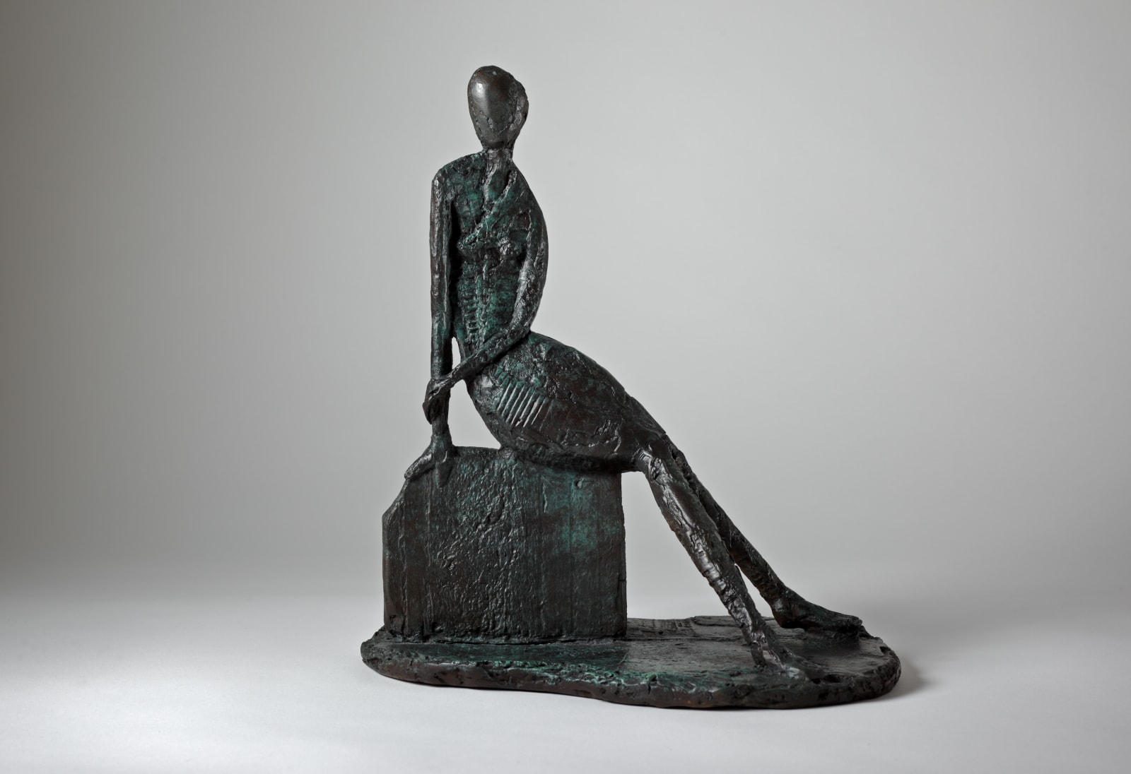 Helen Sinclair, Sitting Pretty