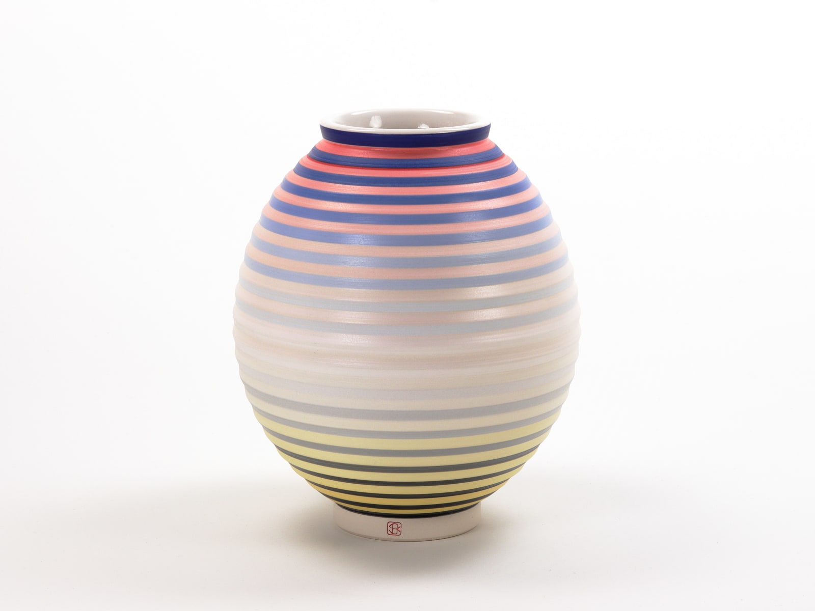 Jin Eui Kim, OPot - Moon Jar II , 2024