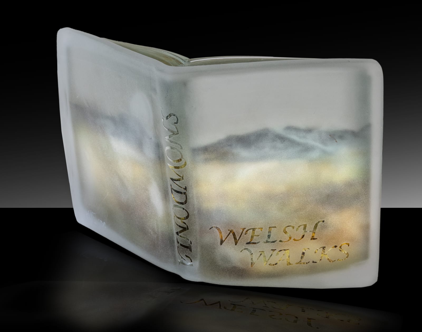 Kate Pasvol, Snowdonia Walks Book