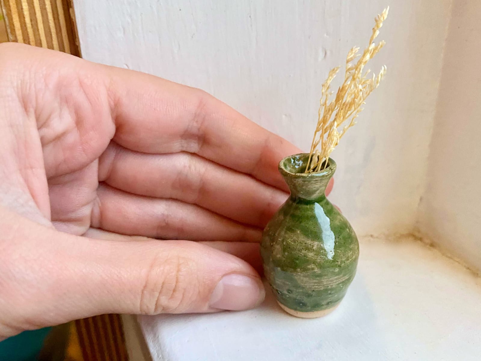 Tilly Slight, Hourglass vase green, 2022