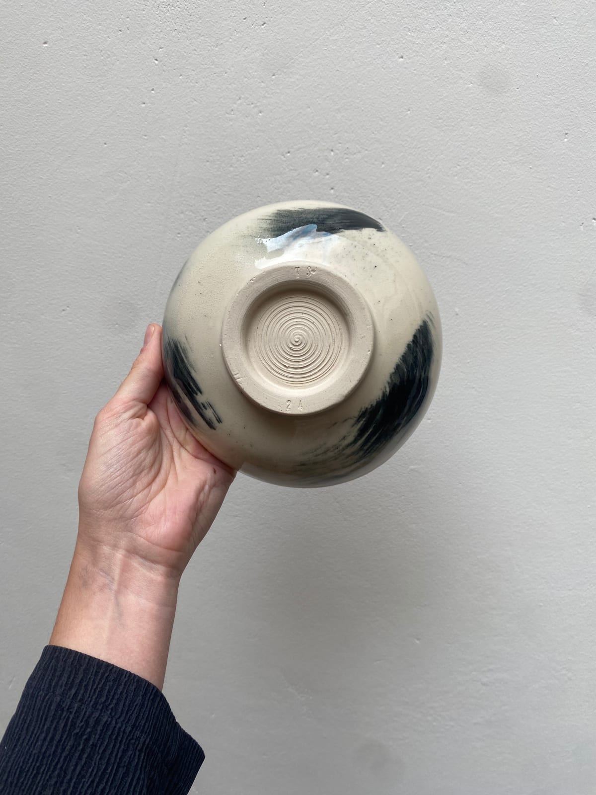 Tilly Slight, Black swish bowl I, 2024