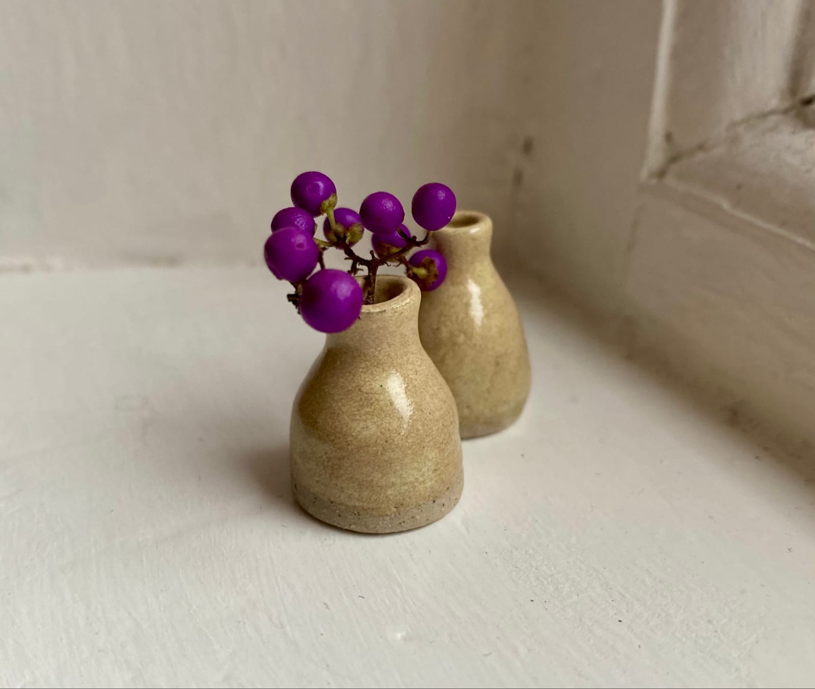 Tilly Slight, Opal mustard (IV), 2020