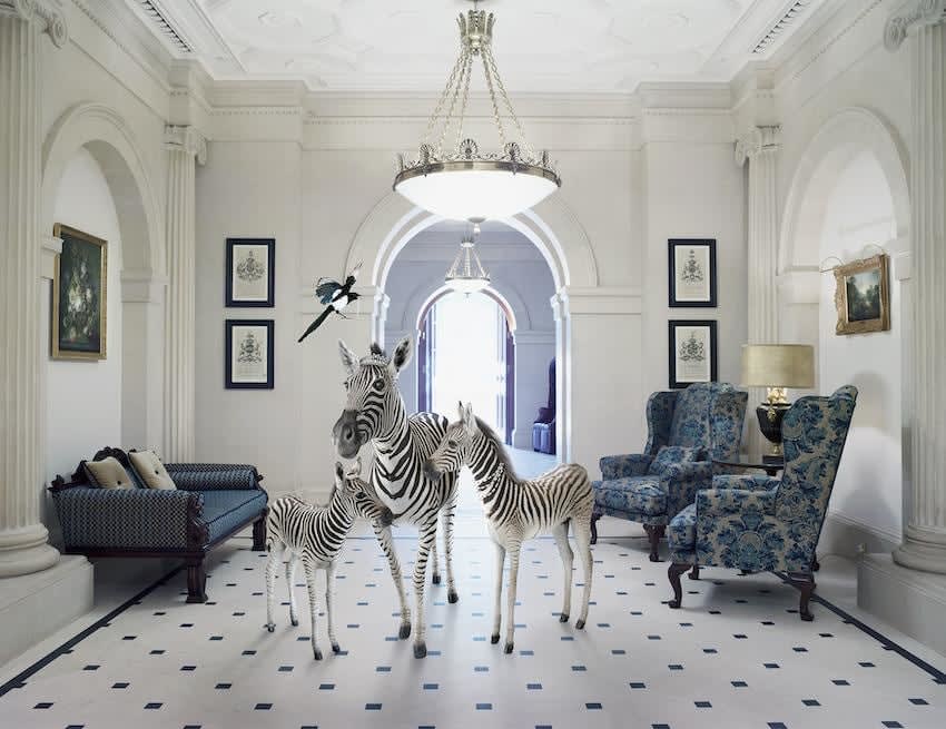 Karen Knorr, The Lanesborough, Peers of the Realm, 2015