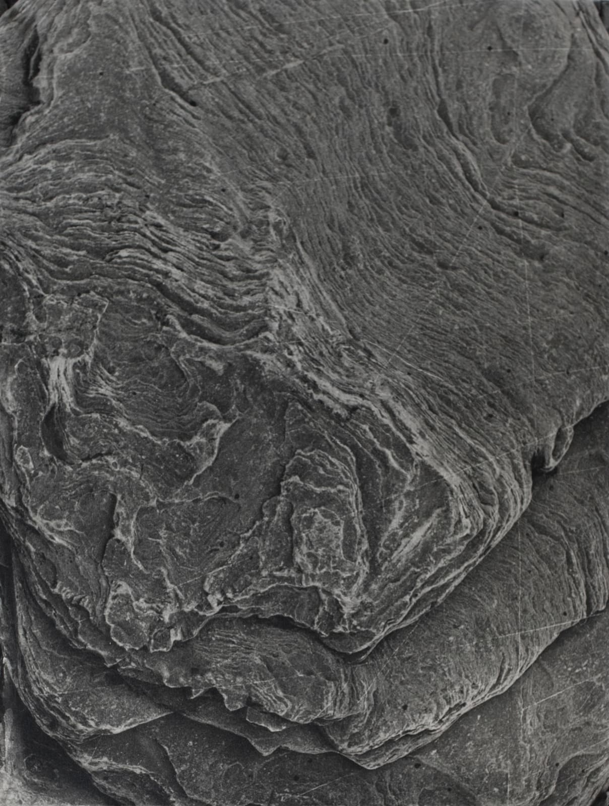 Lore Stessel, As the sea remembers the sky #08, 2024