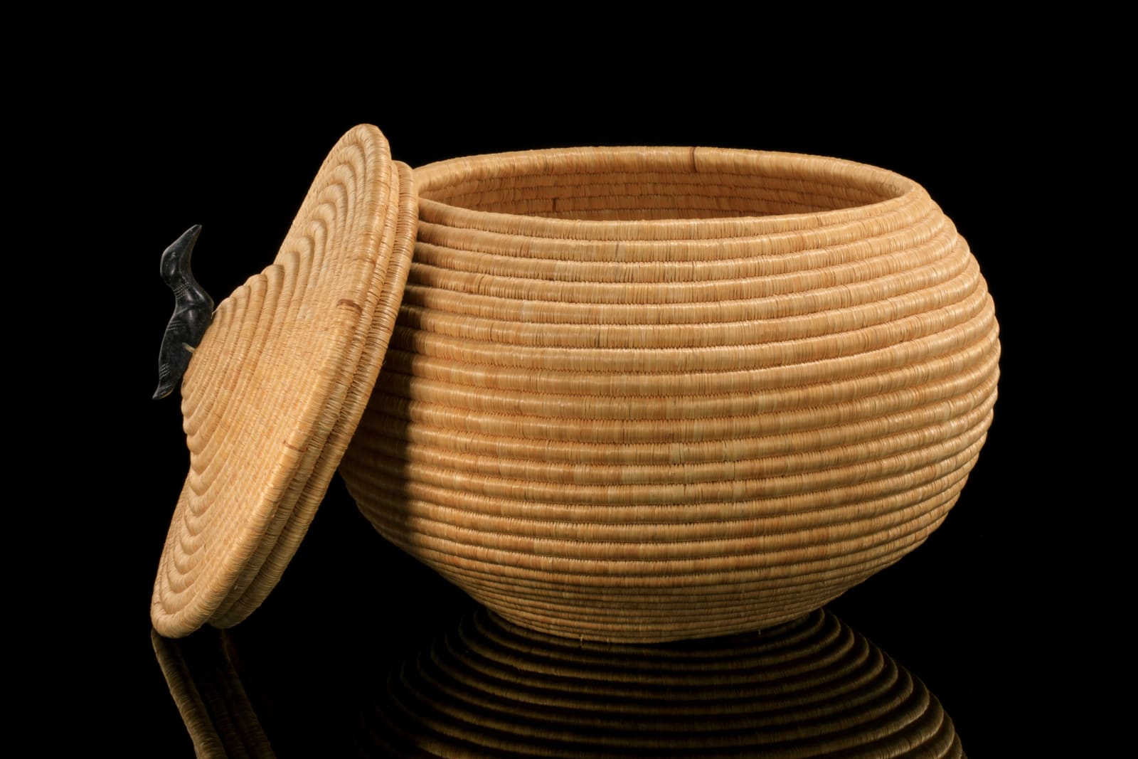 ELIZABETH ESPERUN, KUUJJUARAPIK (GREAT WHALE RIVER), Large Basket with Loon Top Knot, 1970s
