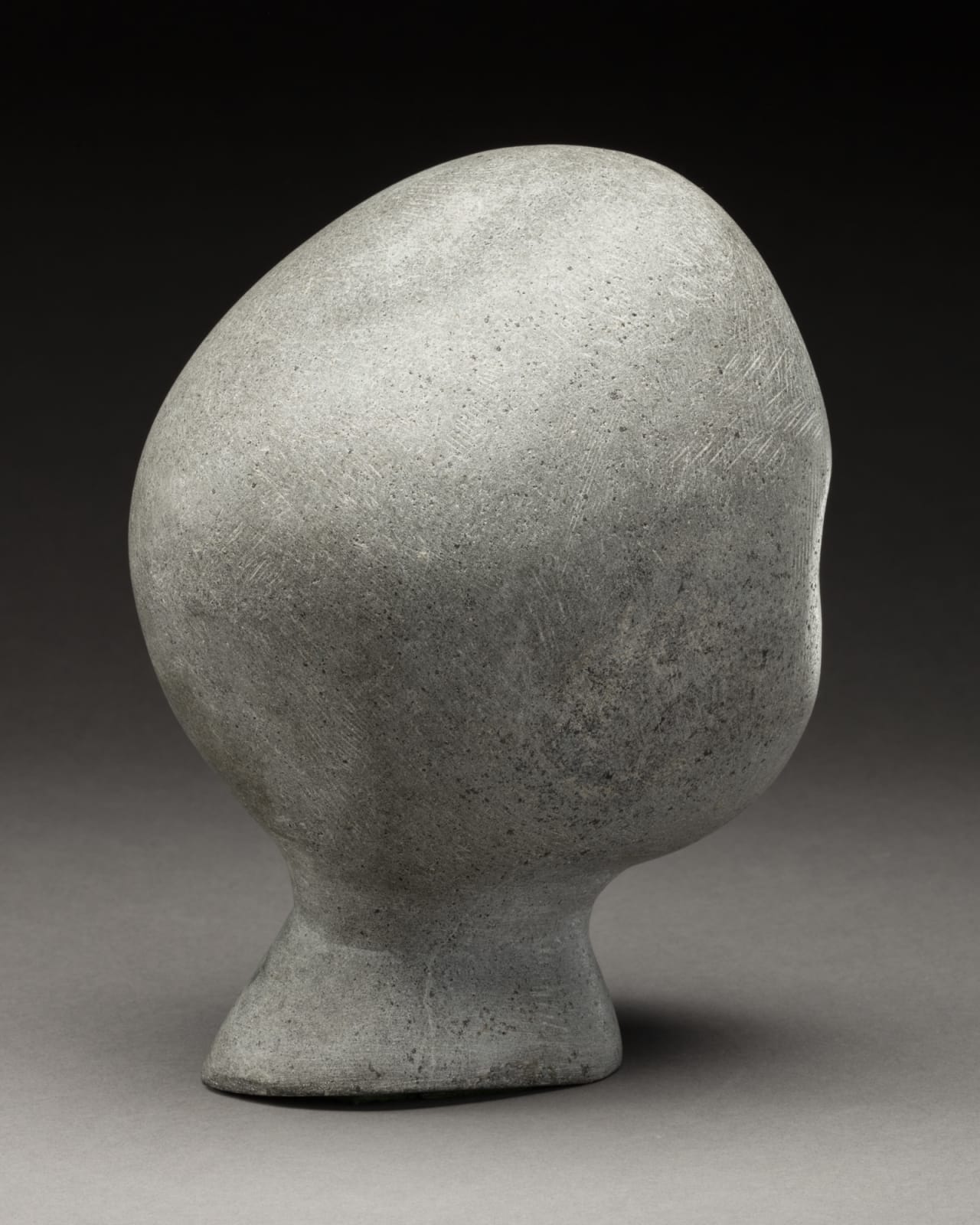 JOHN TIKTAK, R.C.A. (1916-1981) KANGIQLINIQ (RANKIN INLET), Head, c. 1964-5