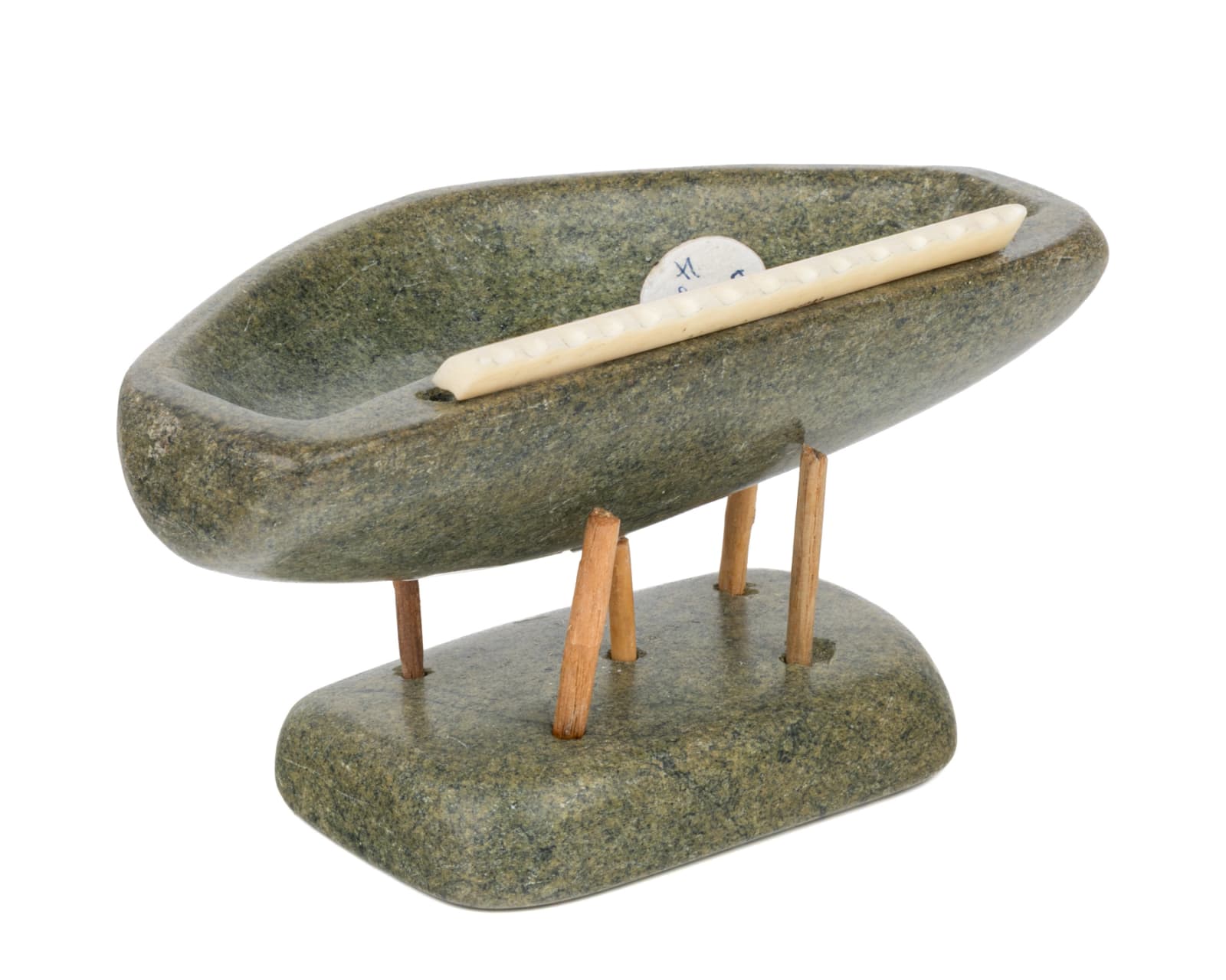 UNIDENTIFIED INUIT ARTIST, NAUJAAT (REPULSE BAY), Model Qulliq (Kudlik) on Base, c. 1960