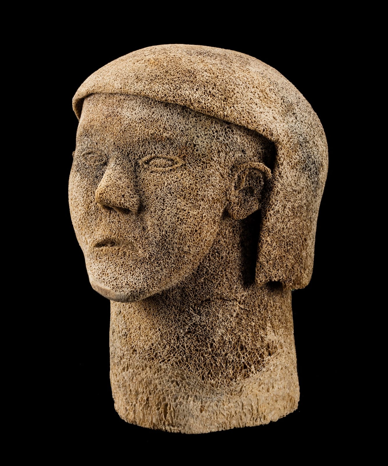 UNIDENTIFIED ARTIST, PANNIQTUUQ (PANGNIRTUNG), Head, c. 1970