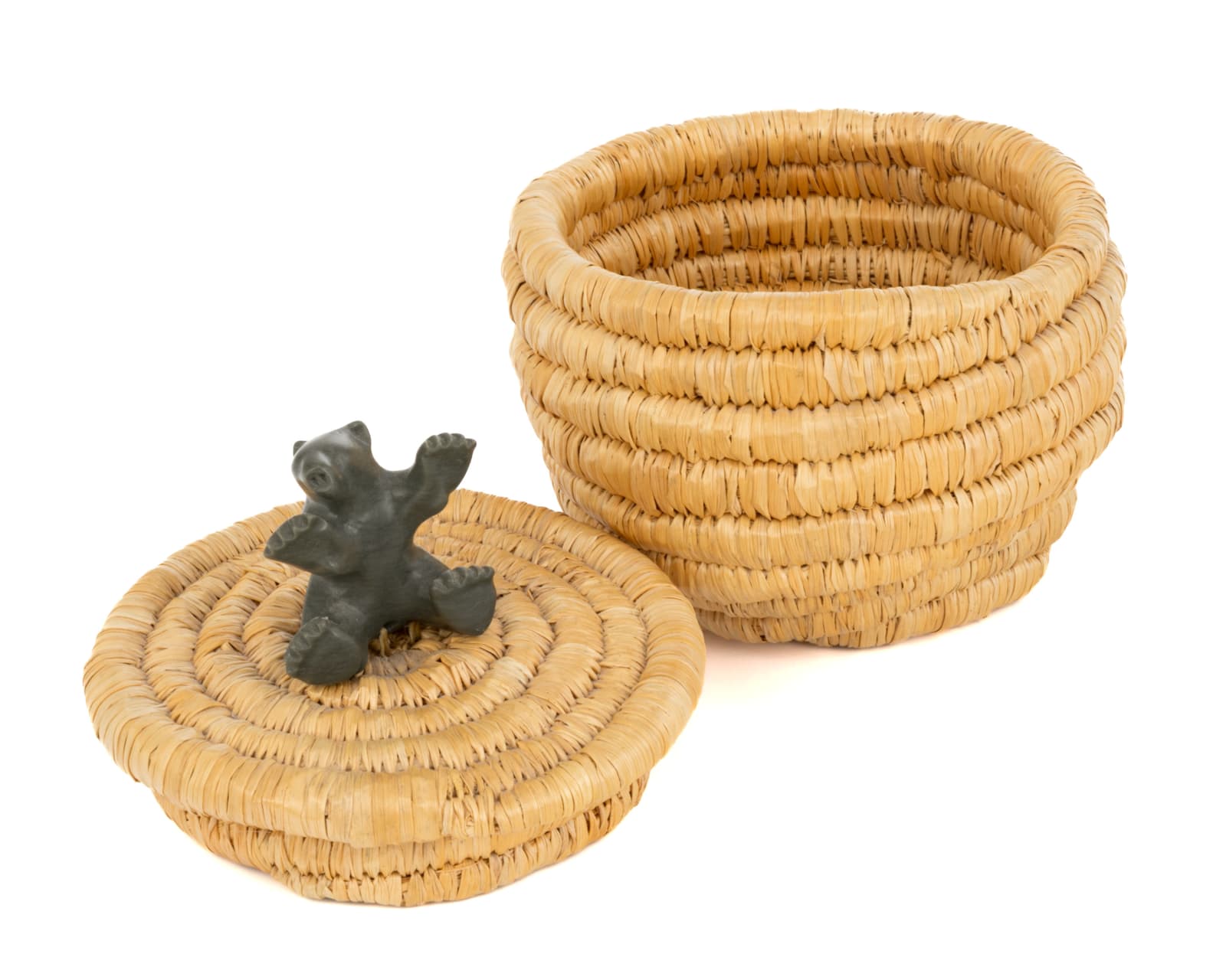 LUCY KUMARLUK, UMIUJAQ, Basket with Polar Bear Cub Knop, 2009