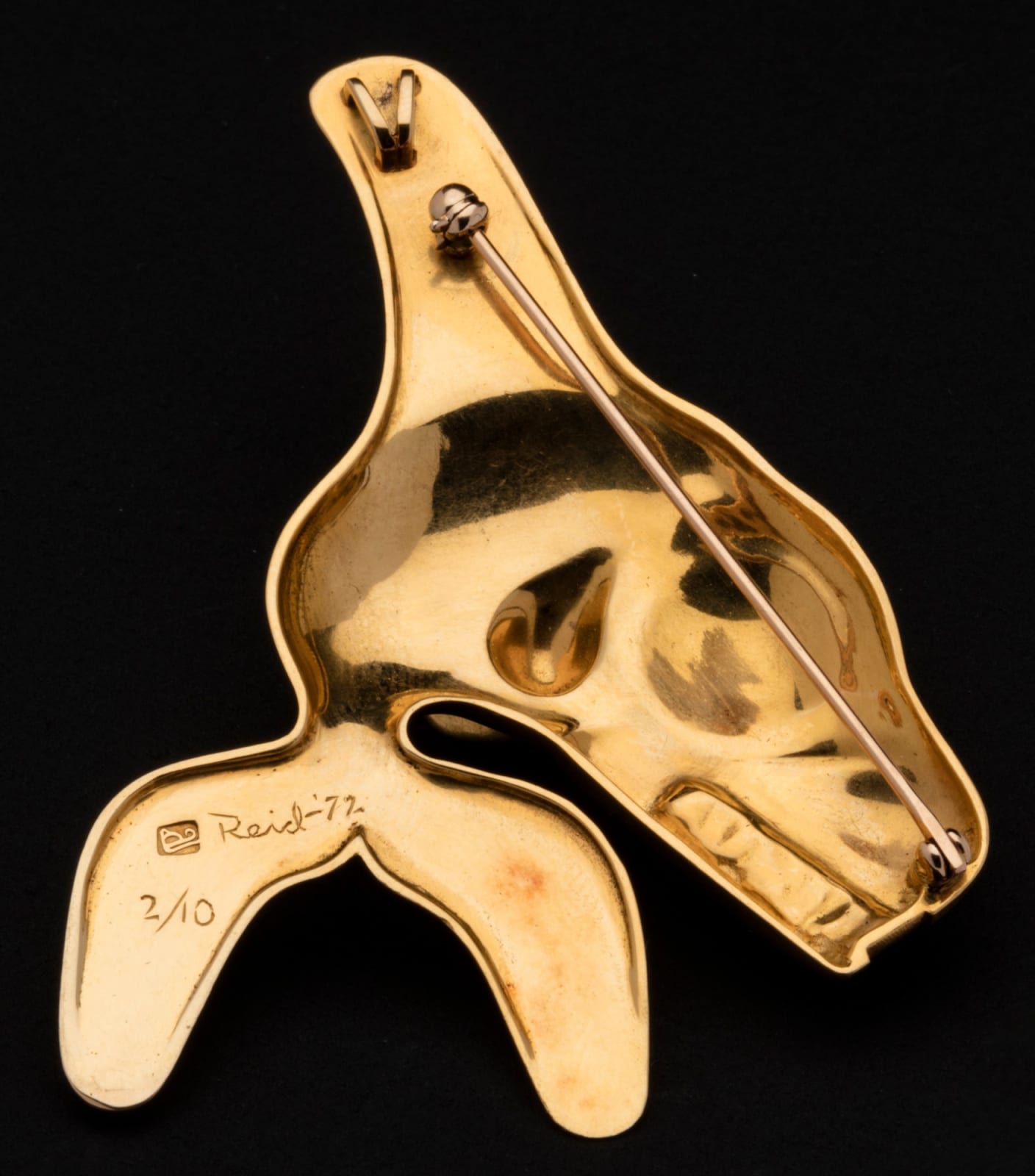 BILL REID (IIJUWAS), O.B.C., R.C.A. (1920-1998), HAIDA, Killer Whale Brooch, 1972