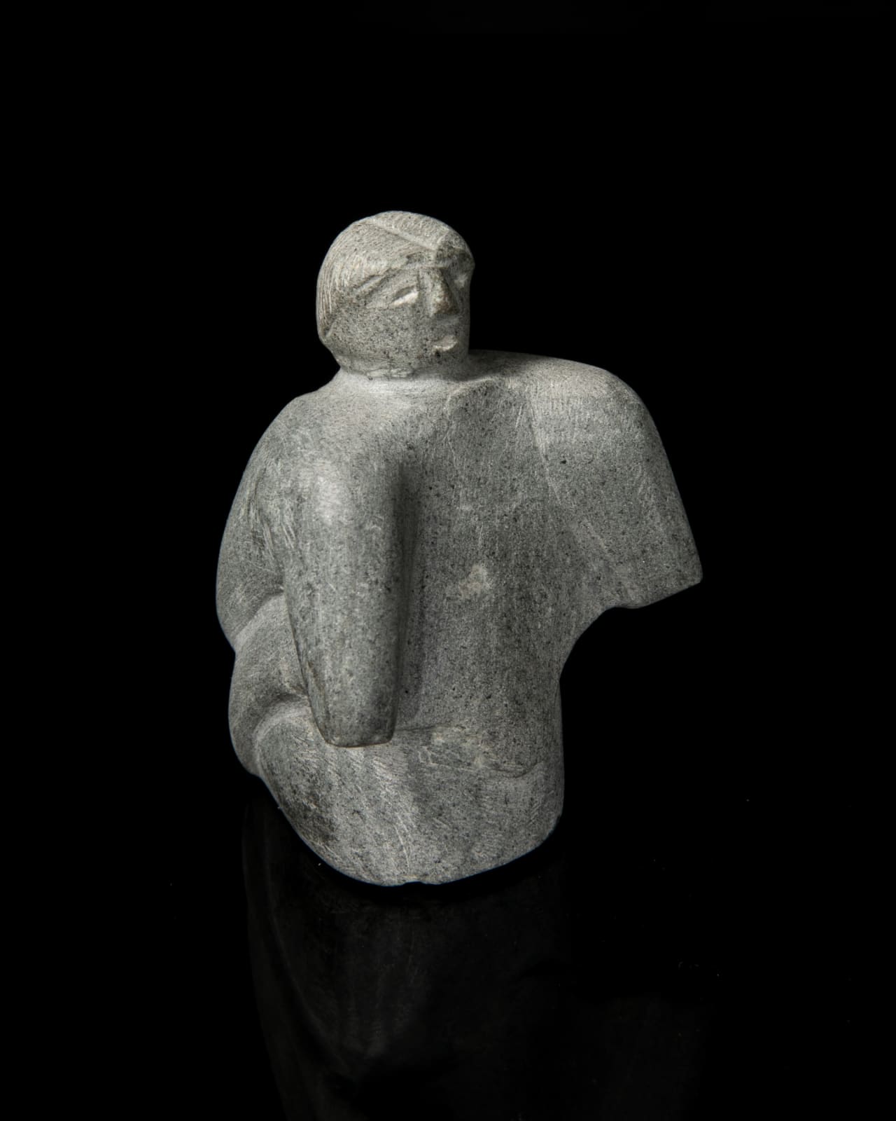 MARGARET TASSEOR ARLOO (1946-) ARVIAT (ESKIMO POINT), Kneeling Figure