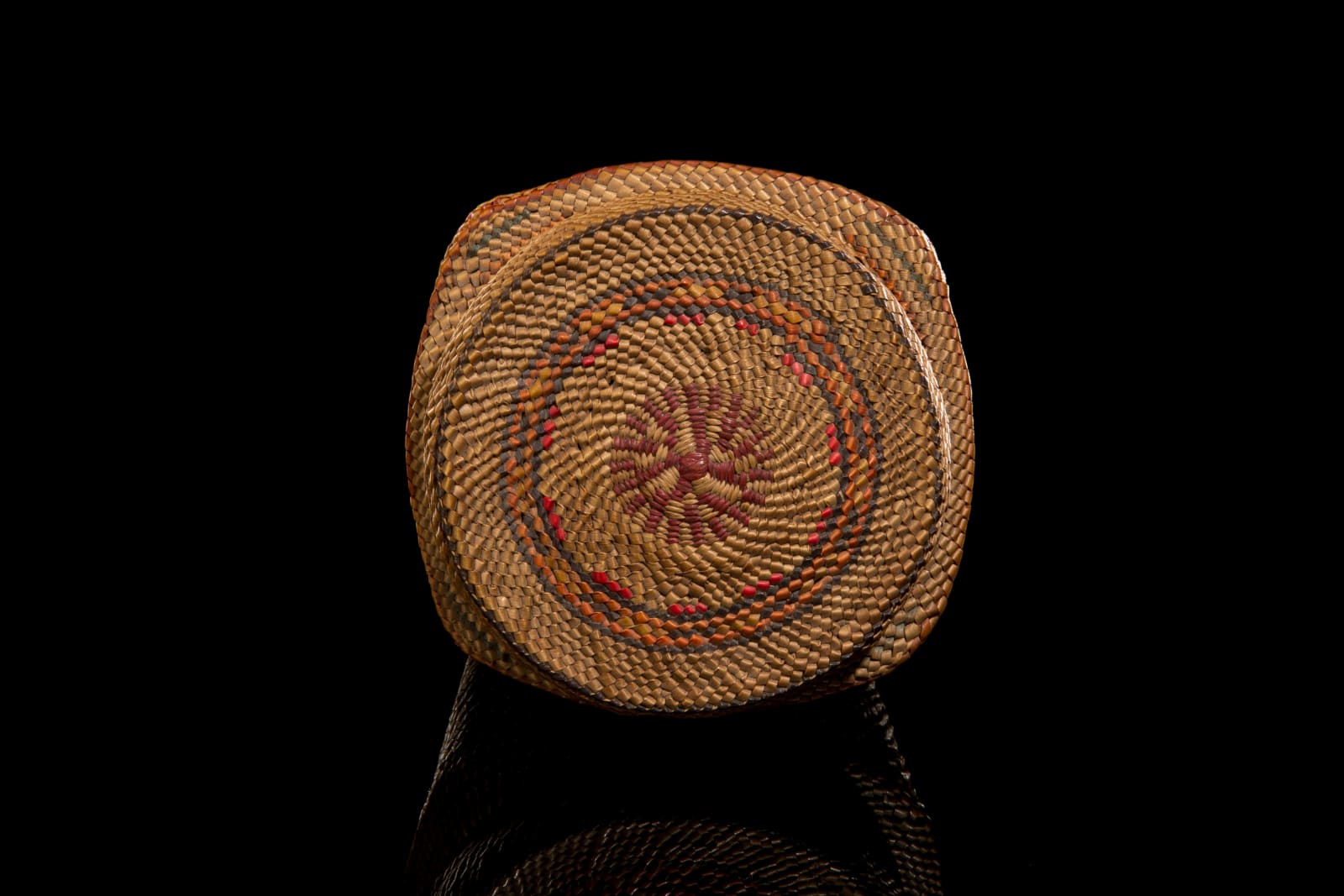 UNIDENTIFIED NUU-CHAH-NULTH or MAKAH ARTIST, Lidded Pictorial Trinket Basket, early-mid 20th century