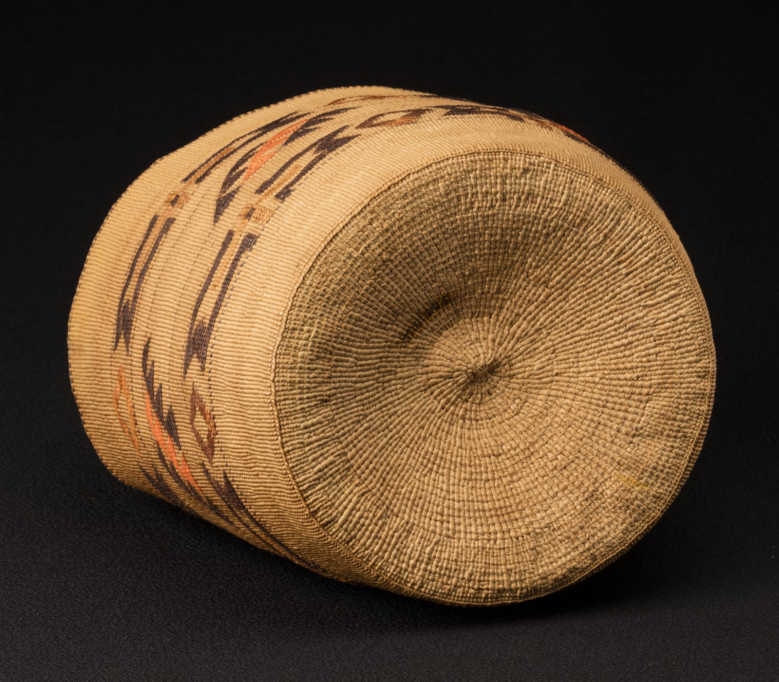 UNIDENTIFIED TLINGIT ARTIST, Basket , 19th century
