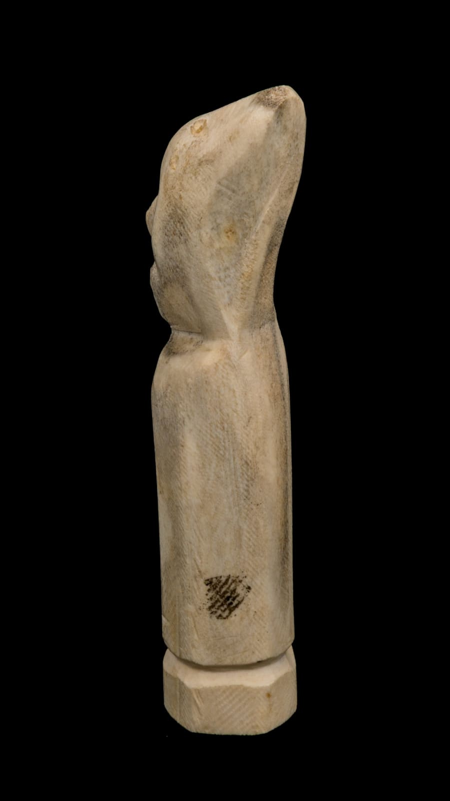 OLIVE MAMAK INNAKATSIK (1915-1994) QAMANI'TUAQ (BAKER LAKE), Bust of an Inuk, mid-late 1960s