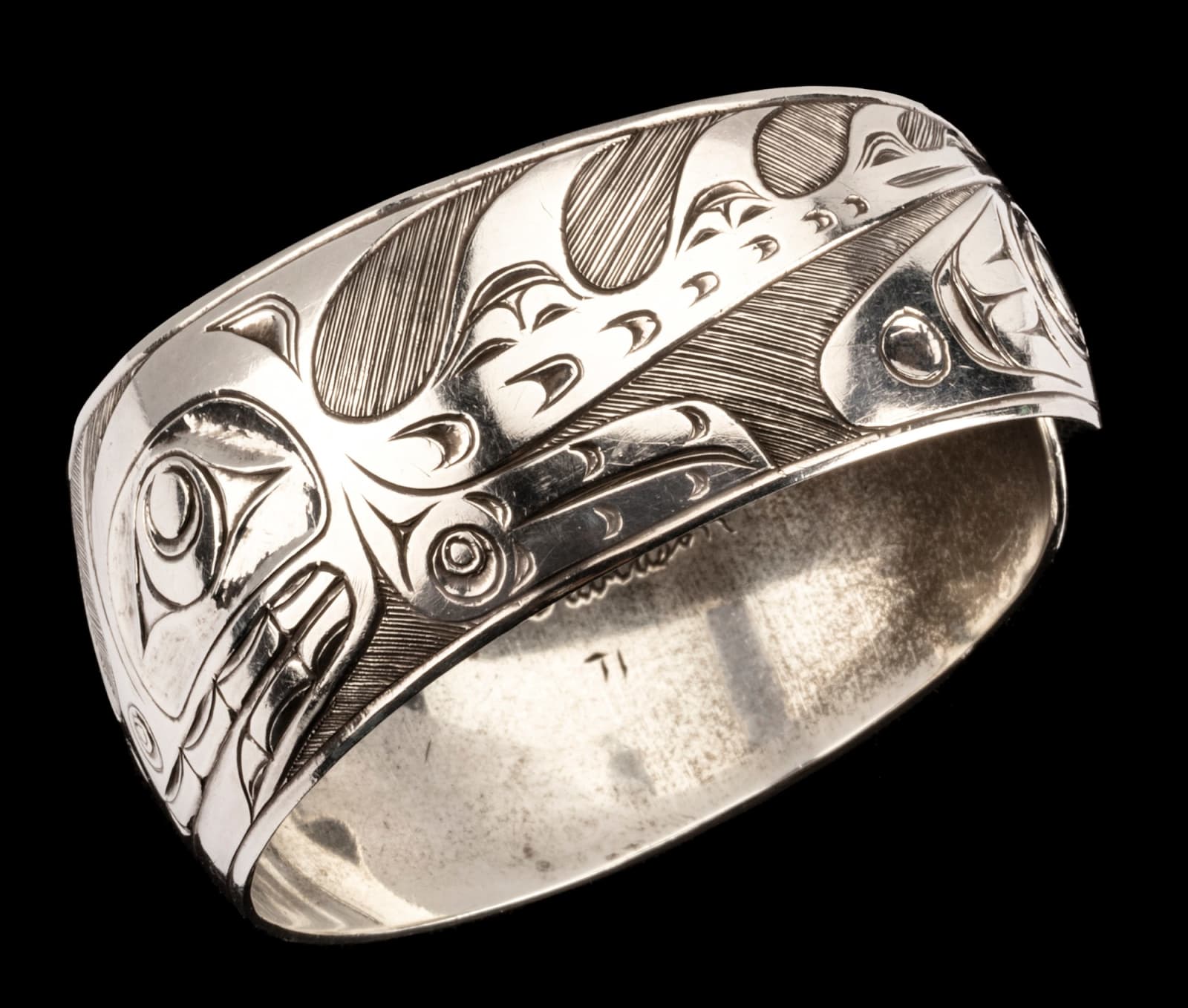 ROBERT DAVIDSON (GUUD SANS GLANS), O.C., O.B.C., (1946-) HAIDA, MASSET / WHITE ROCK, Frog Bracelet, 1971