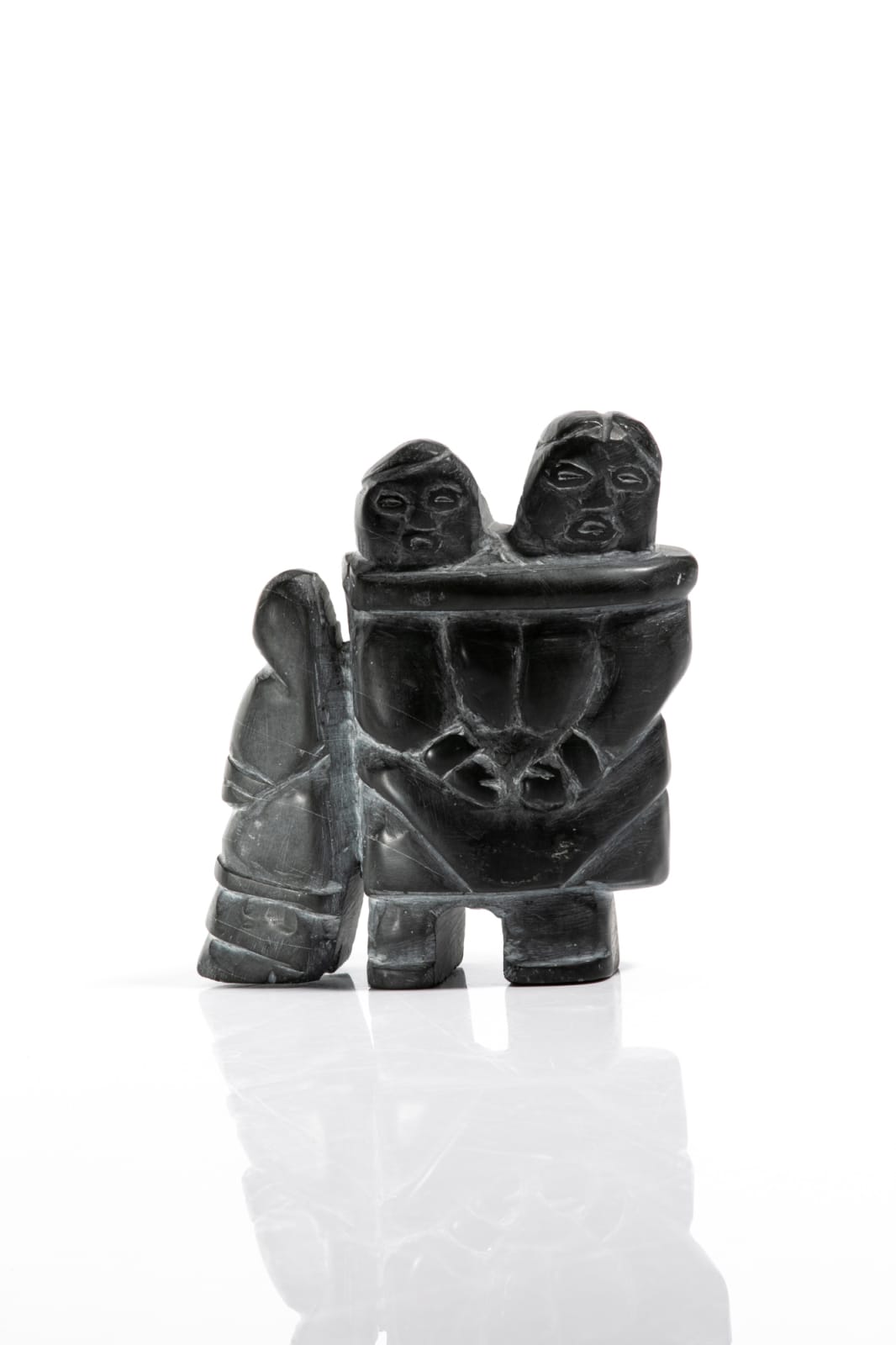 ELISAPEE, KUUJJUARAPIK (GREAT WHALE RIVER), Family Scene