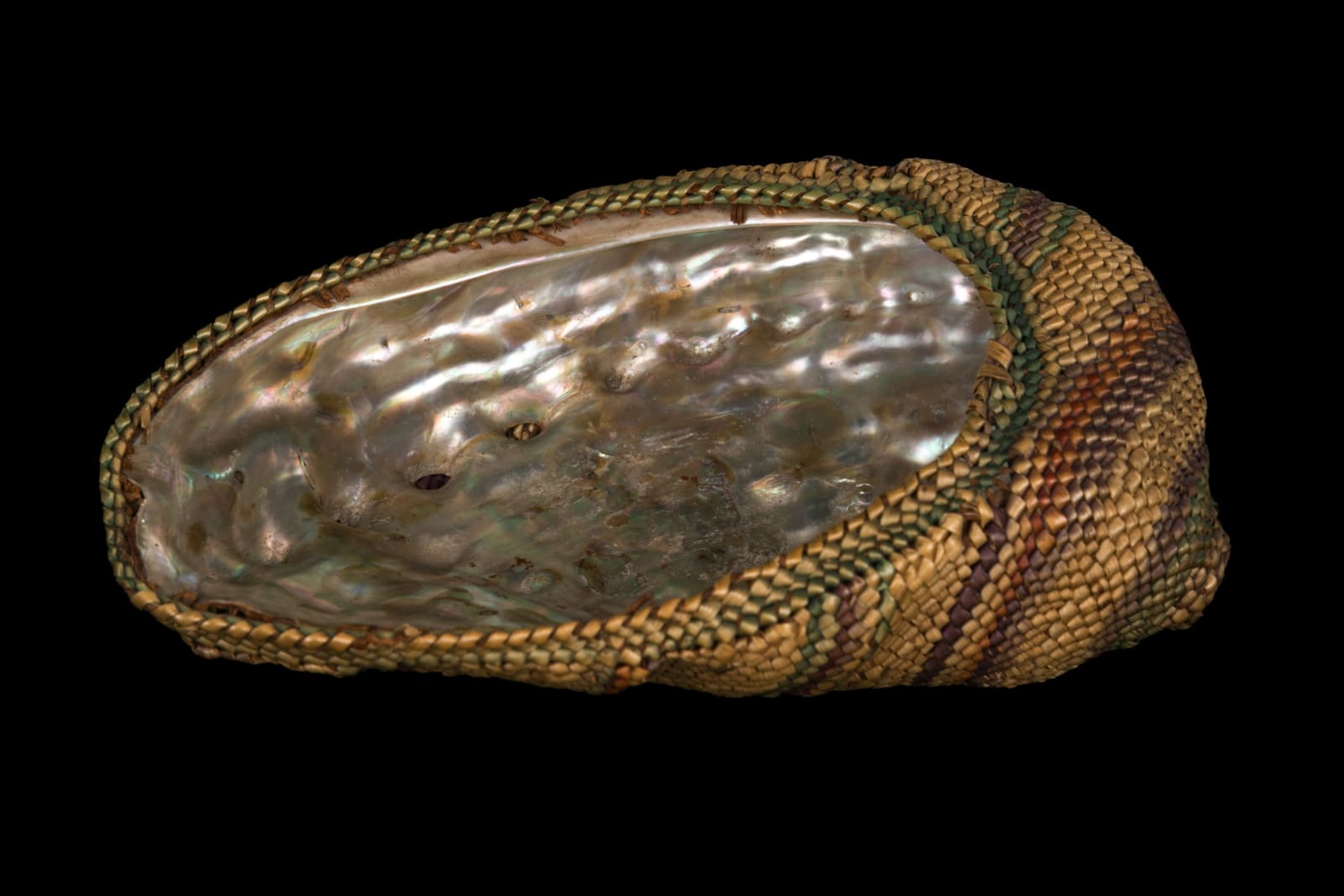 UNIDENTIFIED NUU-CHAH-NULTH or MAKAH ARTIST, Geometric Design Basketry Woven Abalone Shell, 1920s